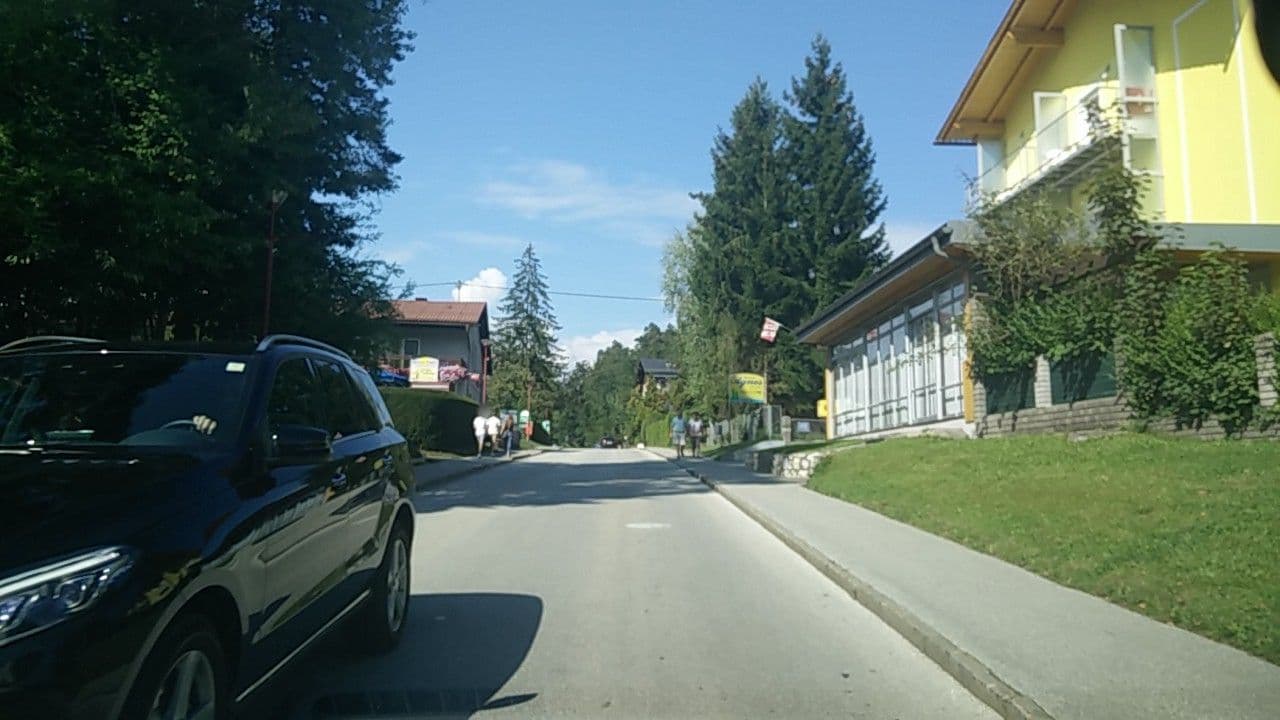 Street view near Pension Agnes, Kühnsdorf — © bellazambo (CC BY-SA · Mapillary)