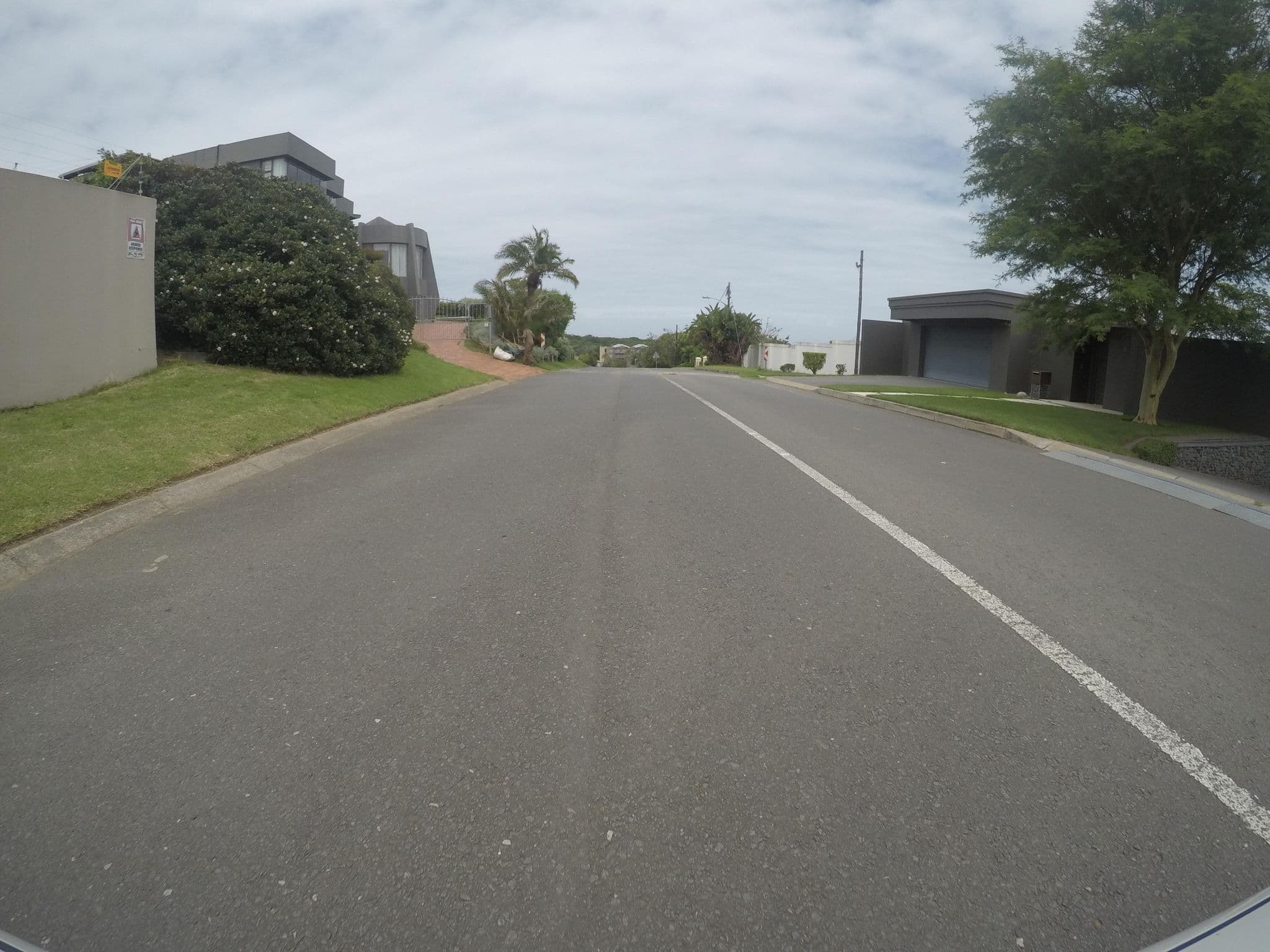Street view near Blue Bend B&B, East London — © bergie (CC BY-SA · Mapillary)
