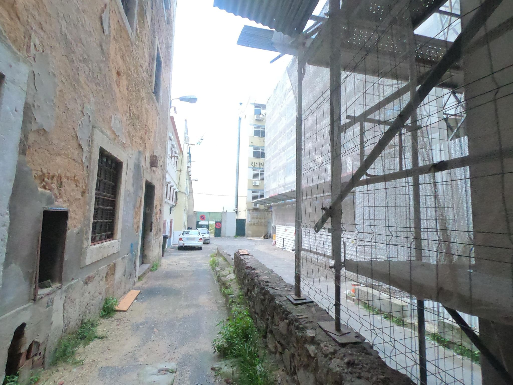 Street view near Jam Cabana, Santos-o-Velho — © filohipo (CC BY-SA · Mapillary)