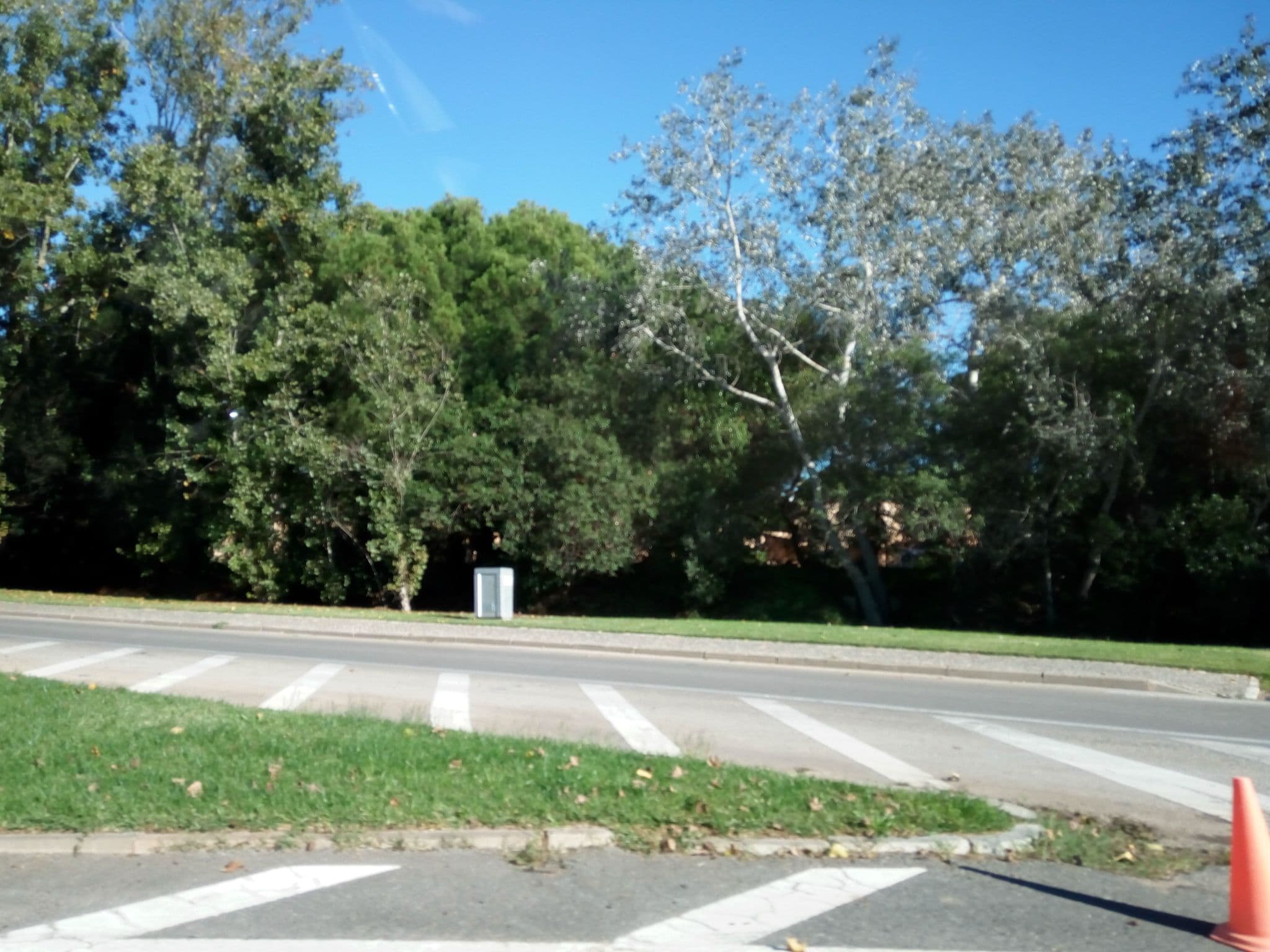 Street view near Hotel Grande Buganvilia-Hotelaria e Turismo, Vilamoura — © mapfool (CC BY-SA · Mapillary)