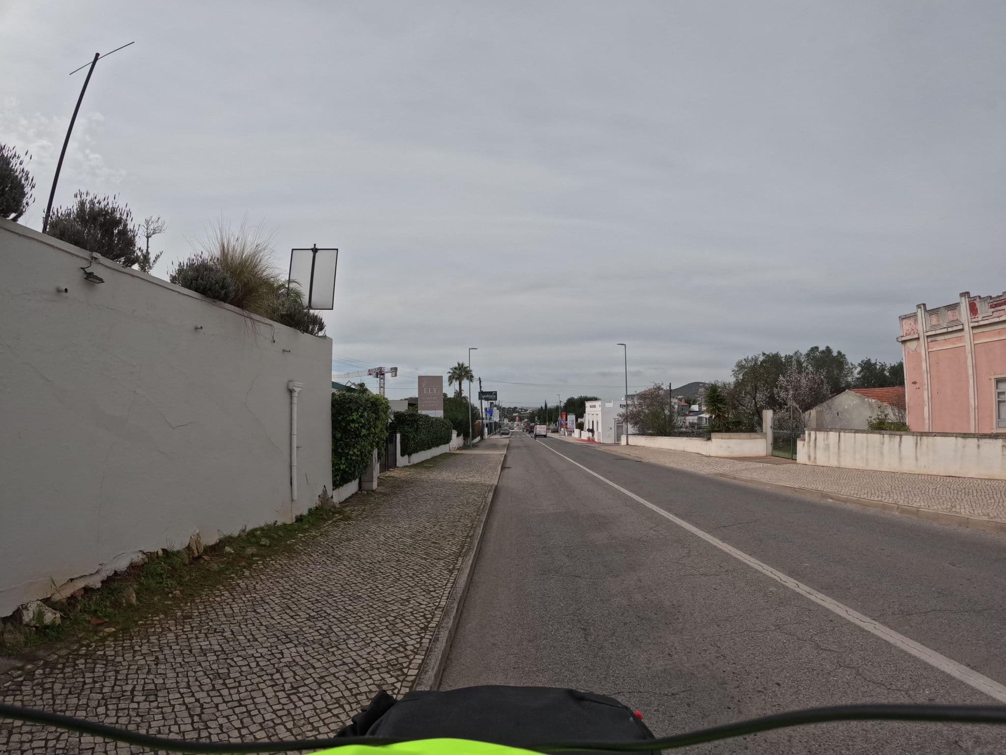 Street view near Residencial Sul Americano, Almancil — © claudiop (CC BY-SA · Mapillary)