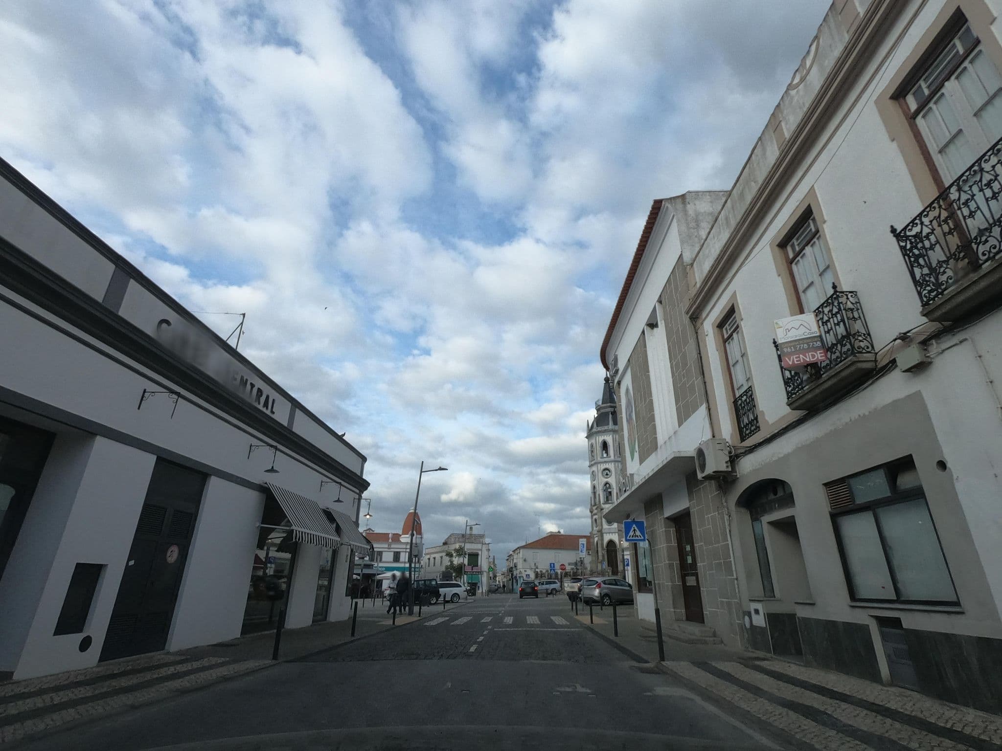 Street view near Hospedaria Fialho, Reguengos de Monsaraz — © filohipo (CC BY-SA · Mapillary)