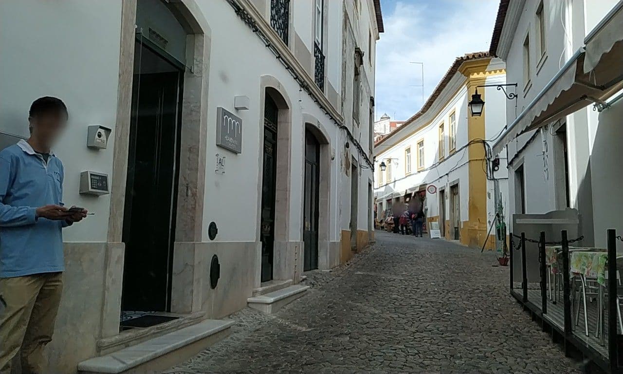 Street view near Peacock House, Évora — © sanjorgepinho (CC BY-SA · Mapillary)