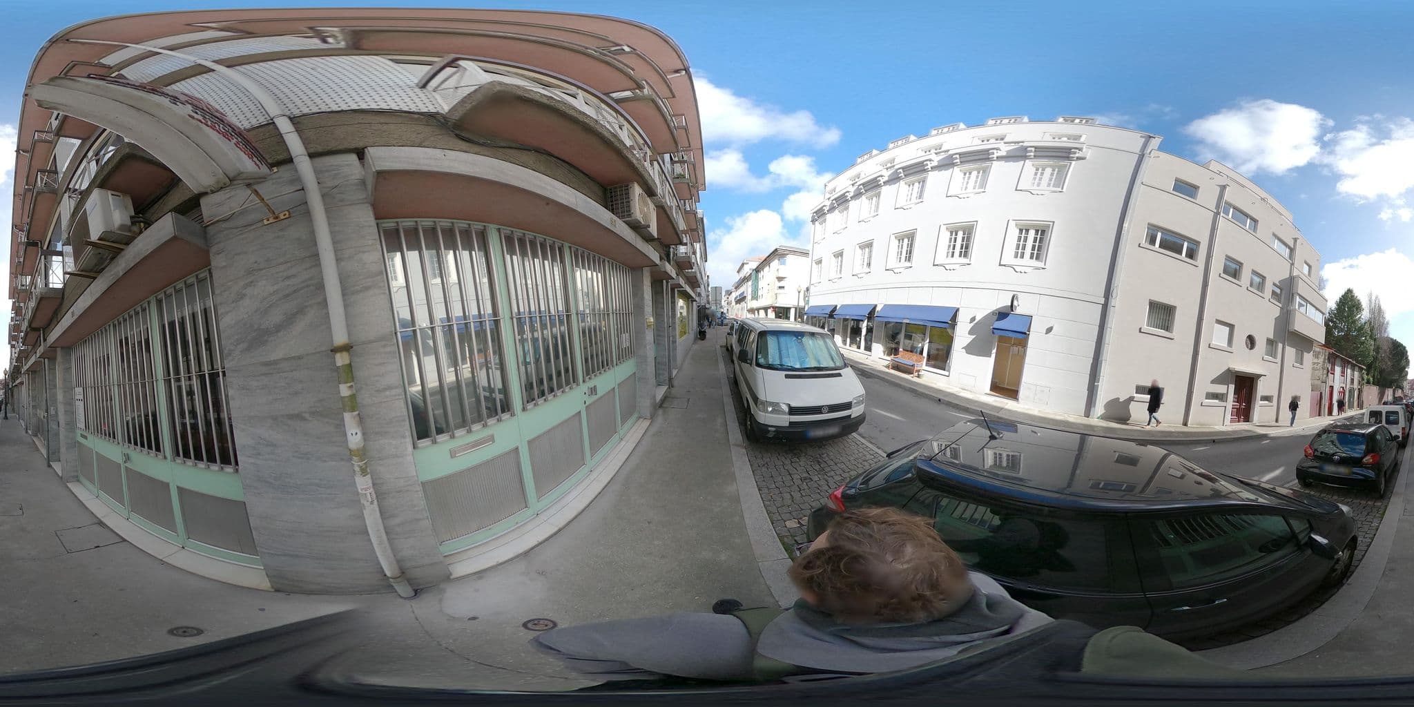 Street view near Bombarda Homes, Massarelos — © skfd (CC BY-SA · Mapillary)