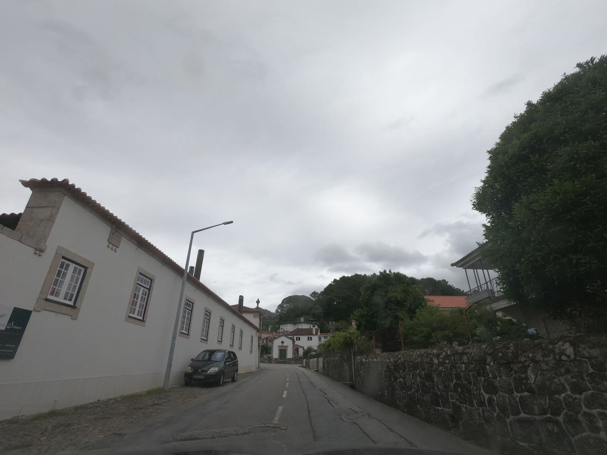Street view near Quinta de São Roque, Valenza — © filohipo (CC BY-SA · Mapillary)