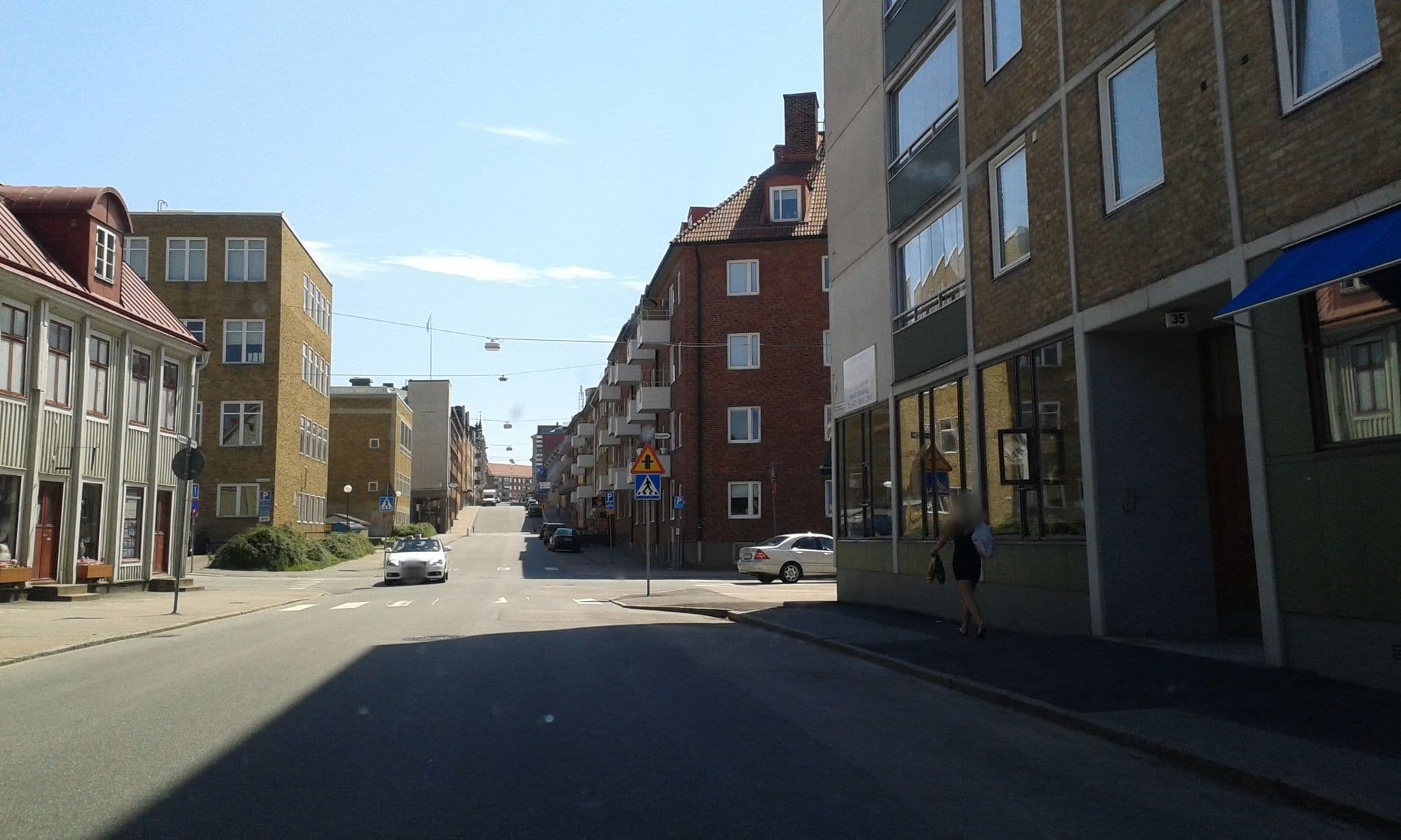 Street view near Be My Guest Hotel, Karlskrona — © cnbg (CC BY-SA · Mapillary)