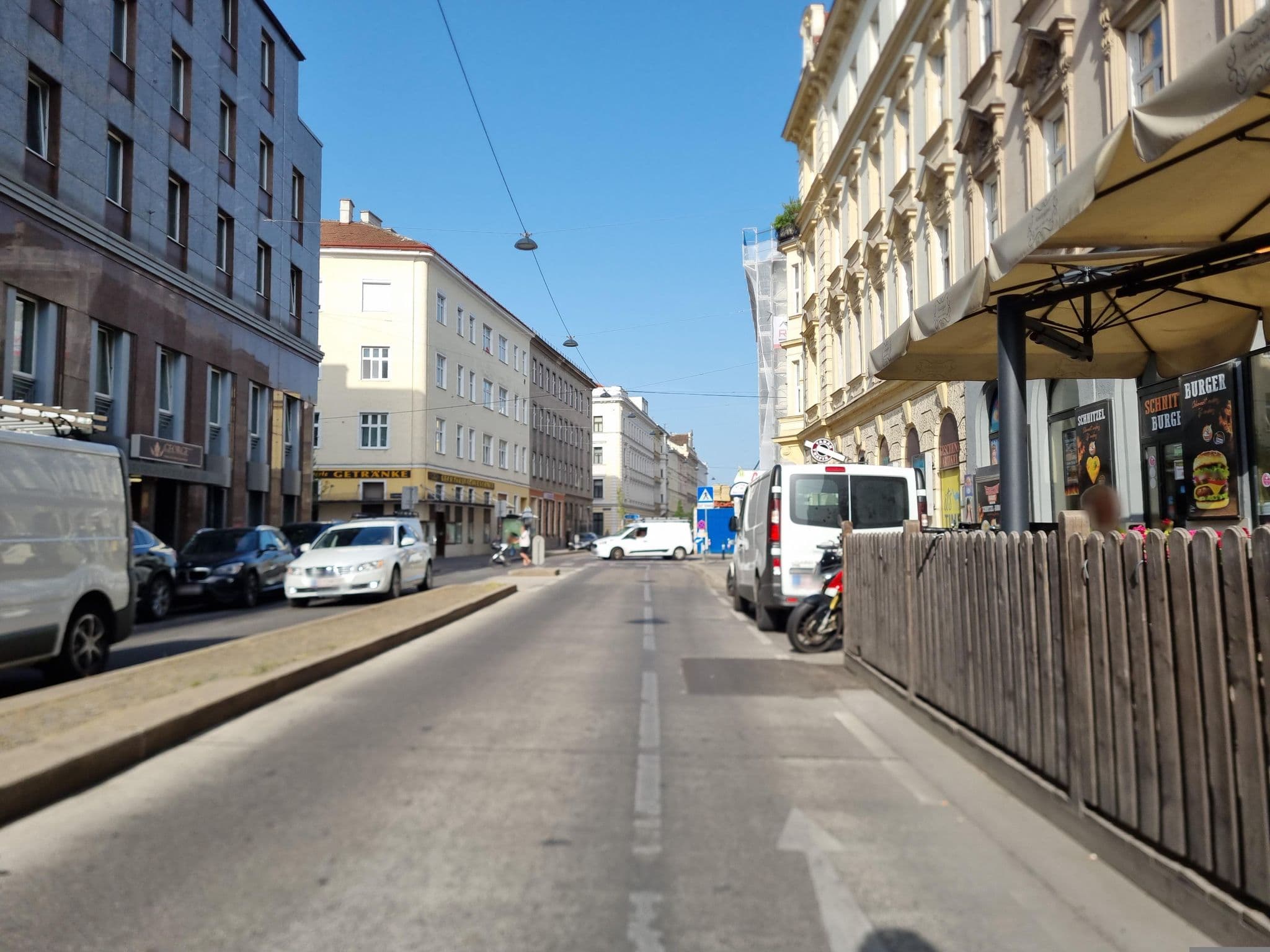 Street view near George, Fünfhaus — © starfury (CC BY-SA · Mapillary)
