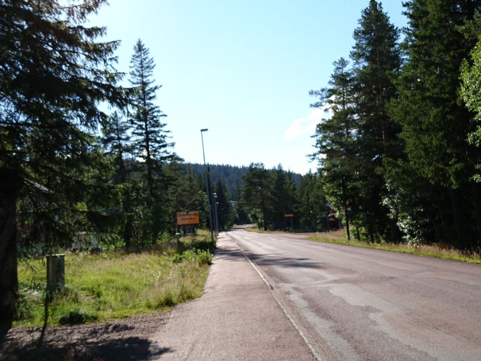 Street view near Beditstugan, Älvdalen — © thebiker (CC BY-SA · Mapillary)
