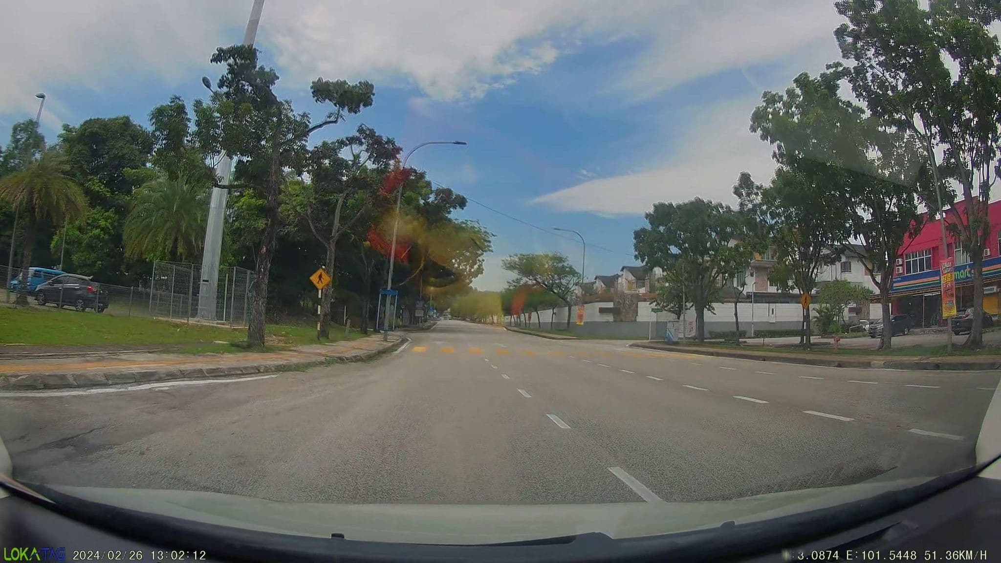 Street view near 1st Inn Hotel (Section 13), Batu Tiga — © CH30K (CC BY-SA · Mapillary)