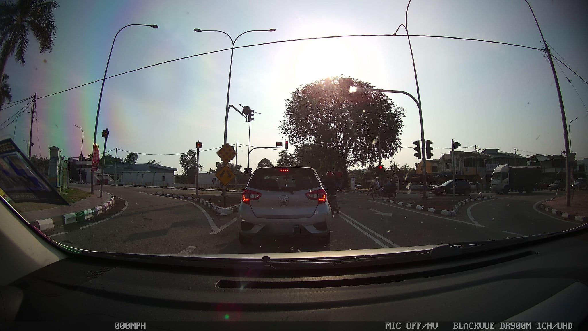 Street view near Winsons Business Inn, Bukit Mertajam — © kaart_1 (CC BY-SA · Mapillary)