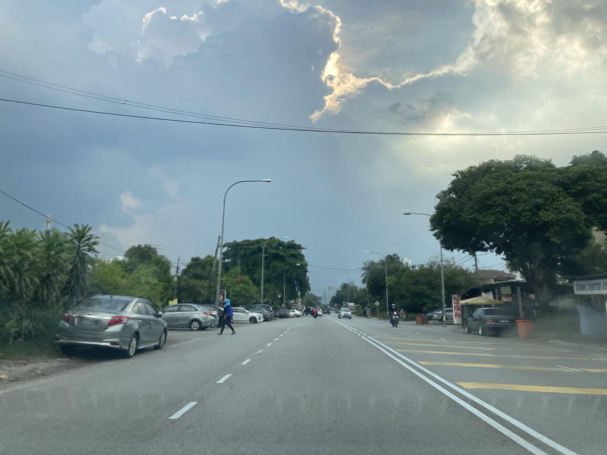 Street view near Hotel cihampelas 2 Bandung indonesia, Ampang — © nabilersyad (CC BY-SA · Mapillary)