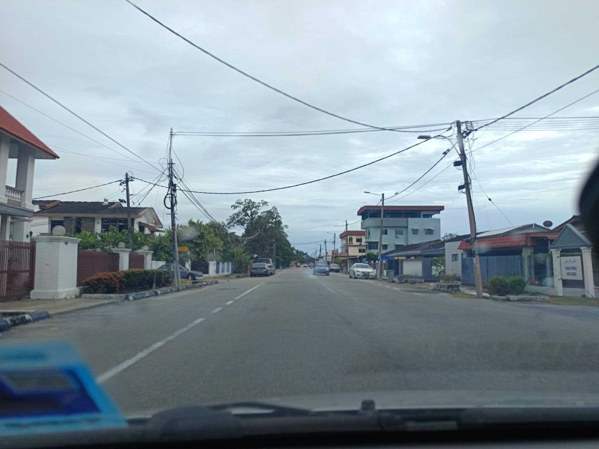 Street view near Star Hotel, Muar — © YikQin (CC BY-SA · Mapillary)