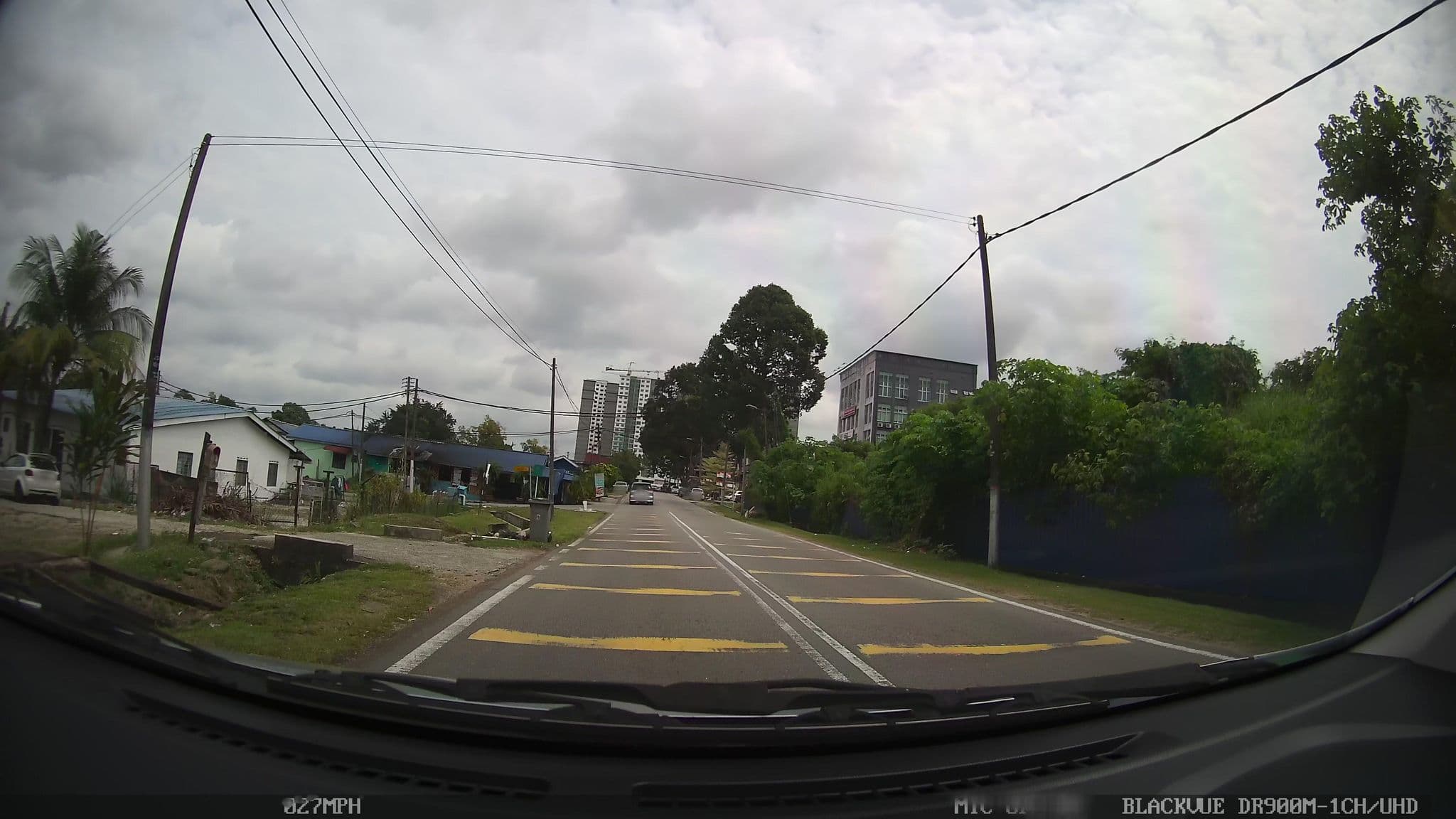 Street view near Apple Hotel JB Taman Suria ( Potiential), Kampung Larkin Lama — © kaart5 (CC BY-SA · Mapillary)