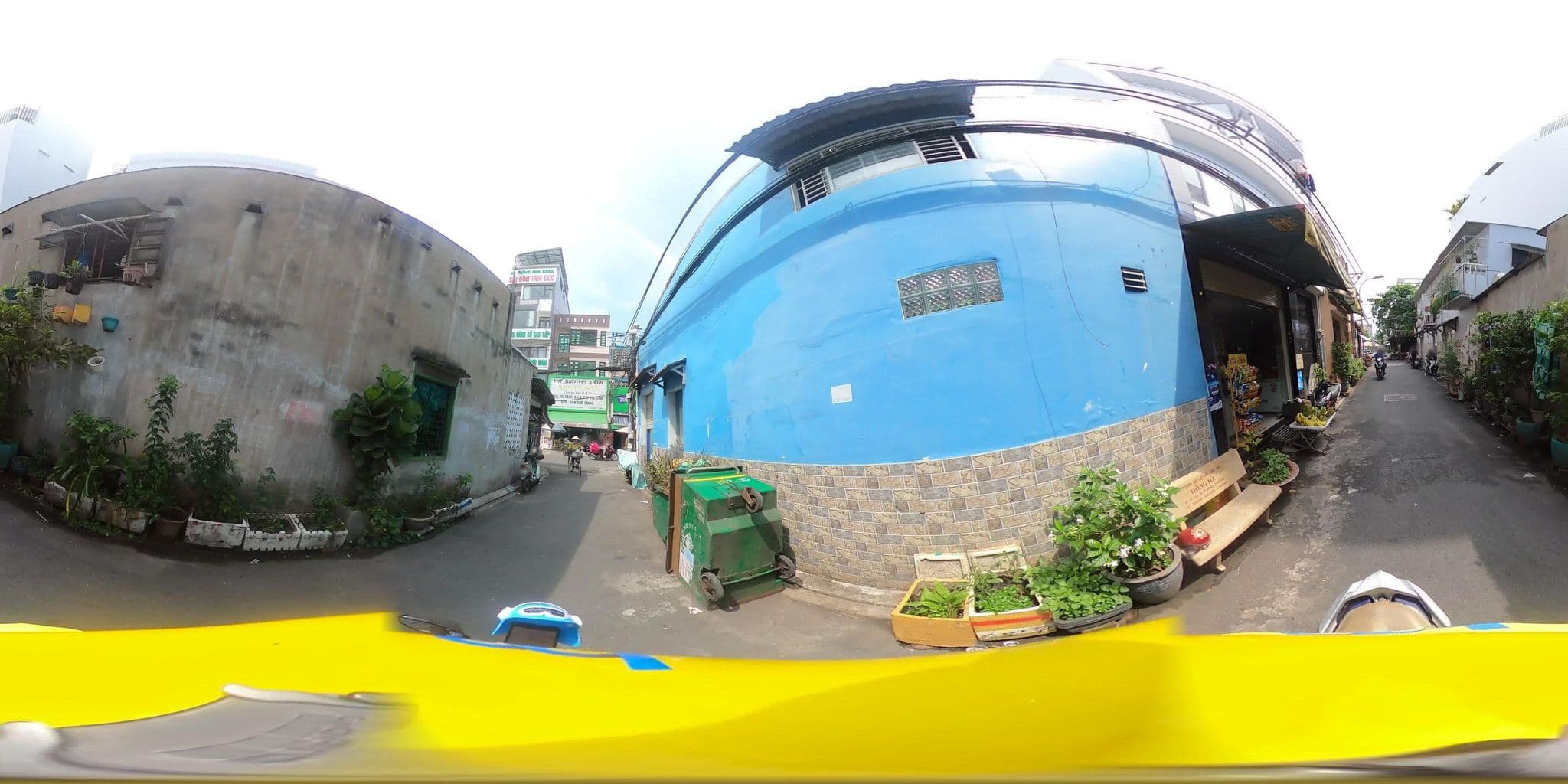 Street view near An Bình hotel, Ho Chi Minh City — © bemaps3_sg (CC BY-SA · Mapillary)