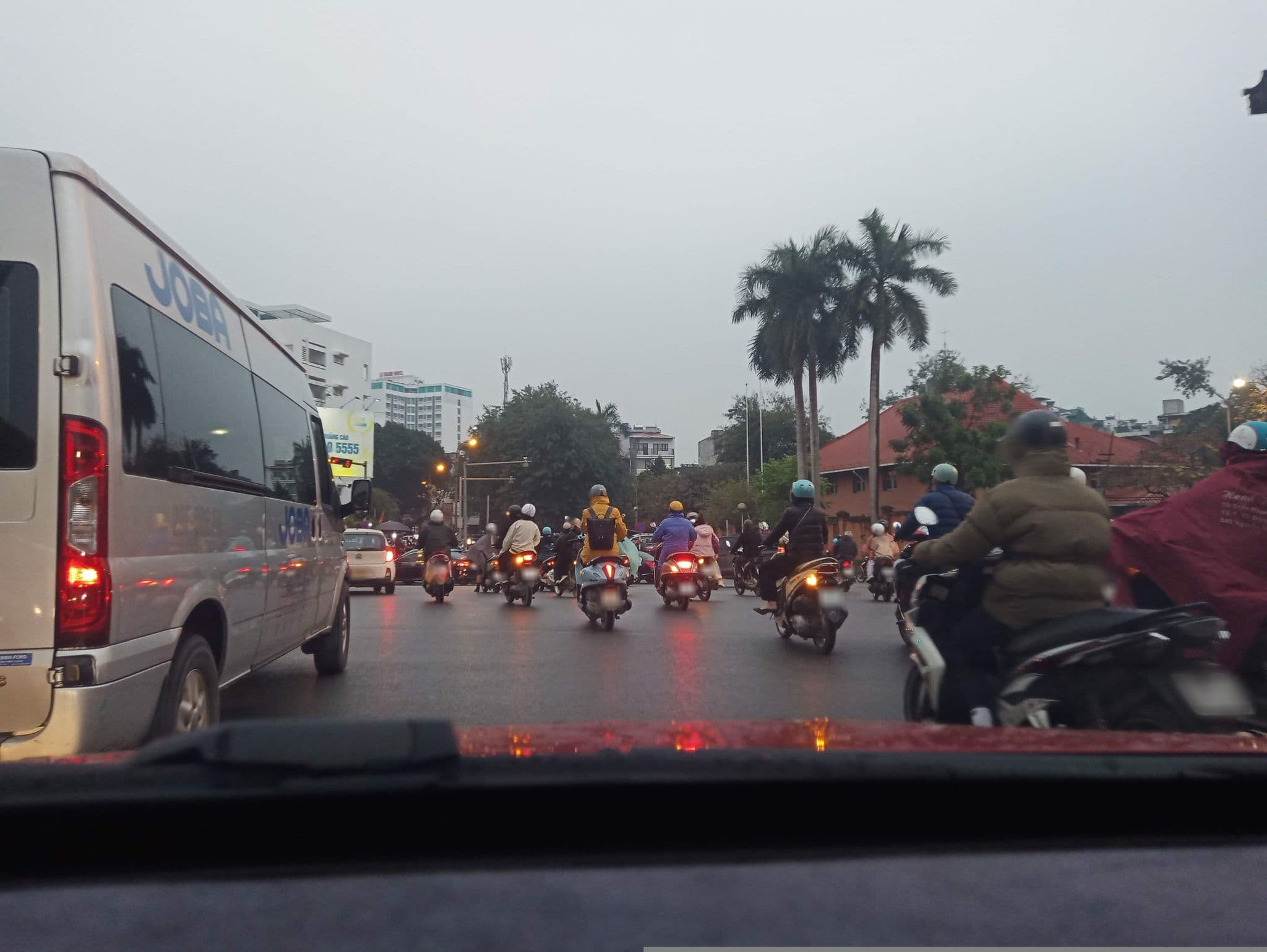 Street view near Nhà nghỉ con của khỉ, Liễu Giai — © hn_front_1 (CC BY-SA · Mapillary)
