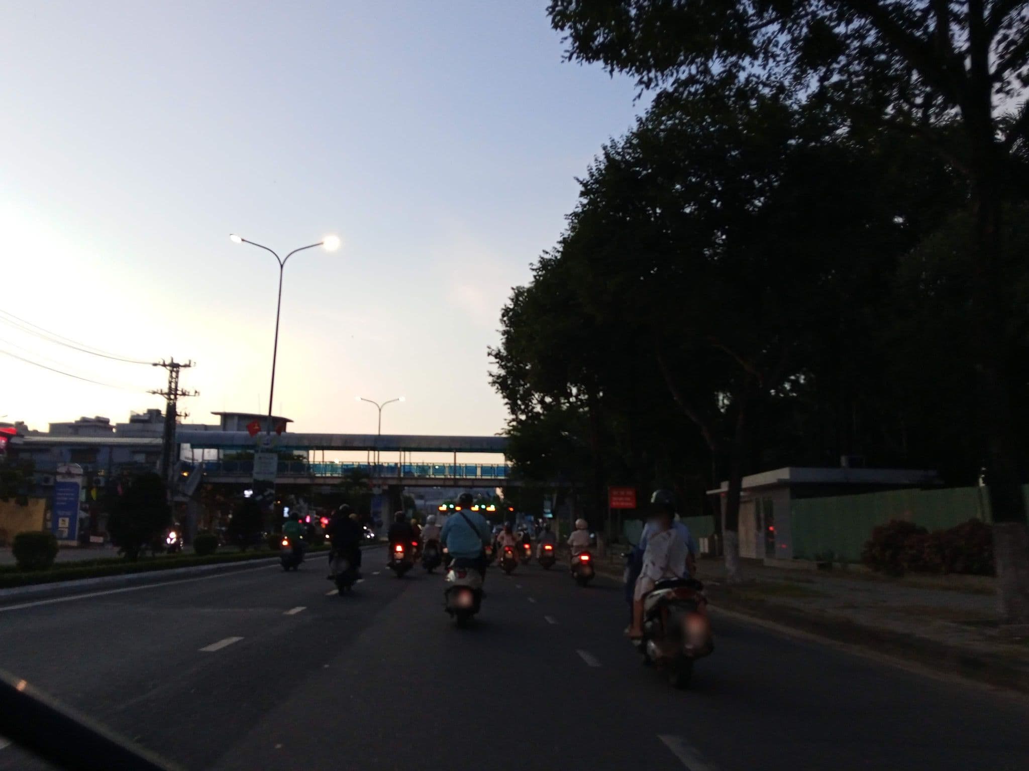 Street view near Like Backpacker Hostel, Thanh Khê — © lxh57 (CC BY-SA · Mapillary)