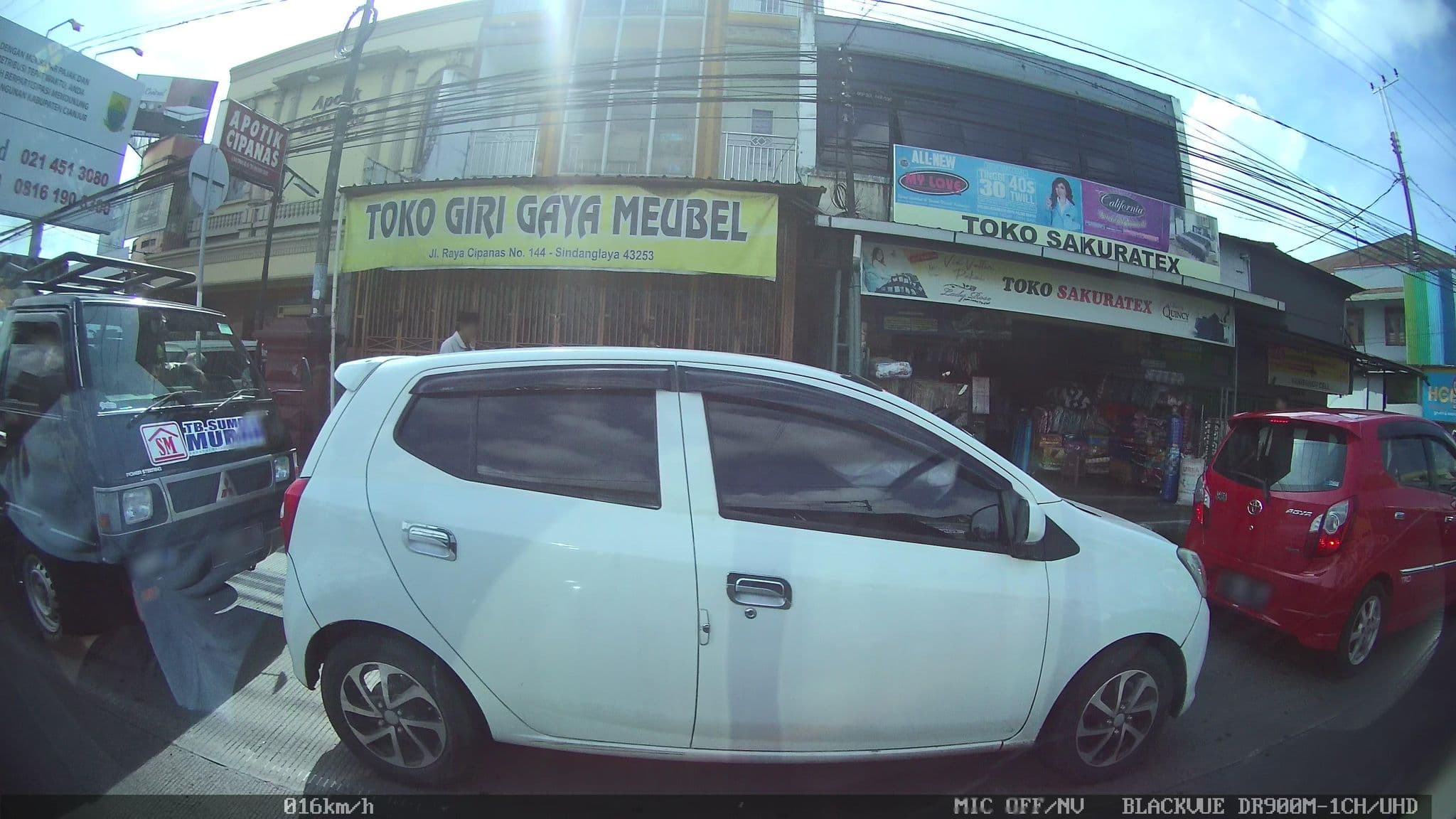 Street view near Pondok Bintang Raya, Cipanas, Cianjur — © kaart_2 (CC BY-SA · Mapillary)
