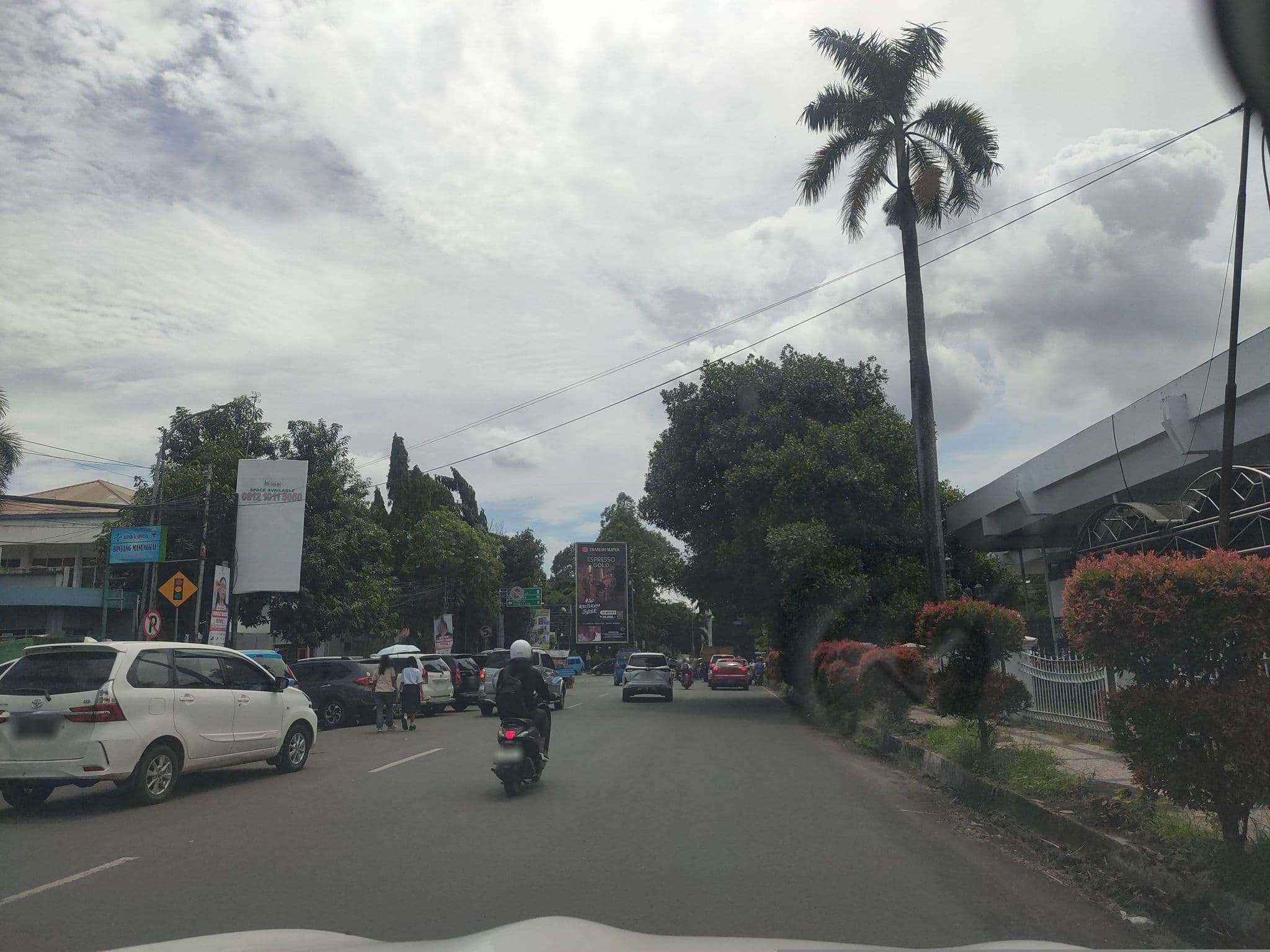 Street view near Le Dian Hotel & Cottages, Serang — © Kaart_Local (CC BY-SA · Mapillary)