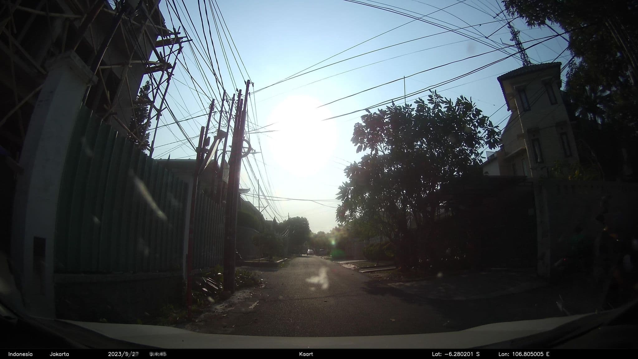 Street view near Topaz Guest House, Jakarta — © kaart_2 (CC BY-SA · Mapillary)
