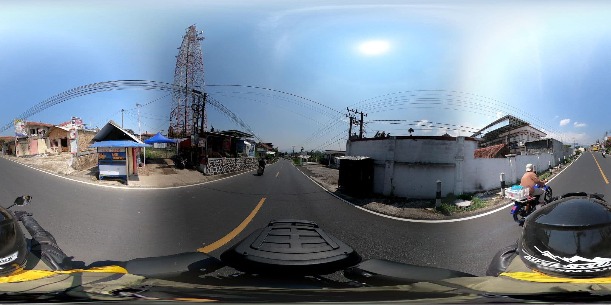 Street view near Penginapan Nugraha, Leuwiliang — © Kaart_Local (CC BY-SA · Mapillary)