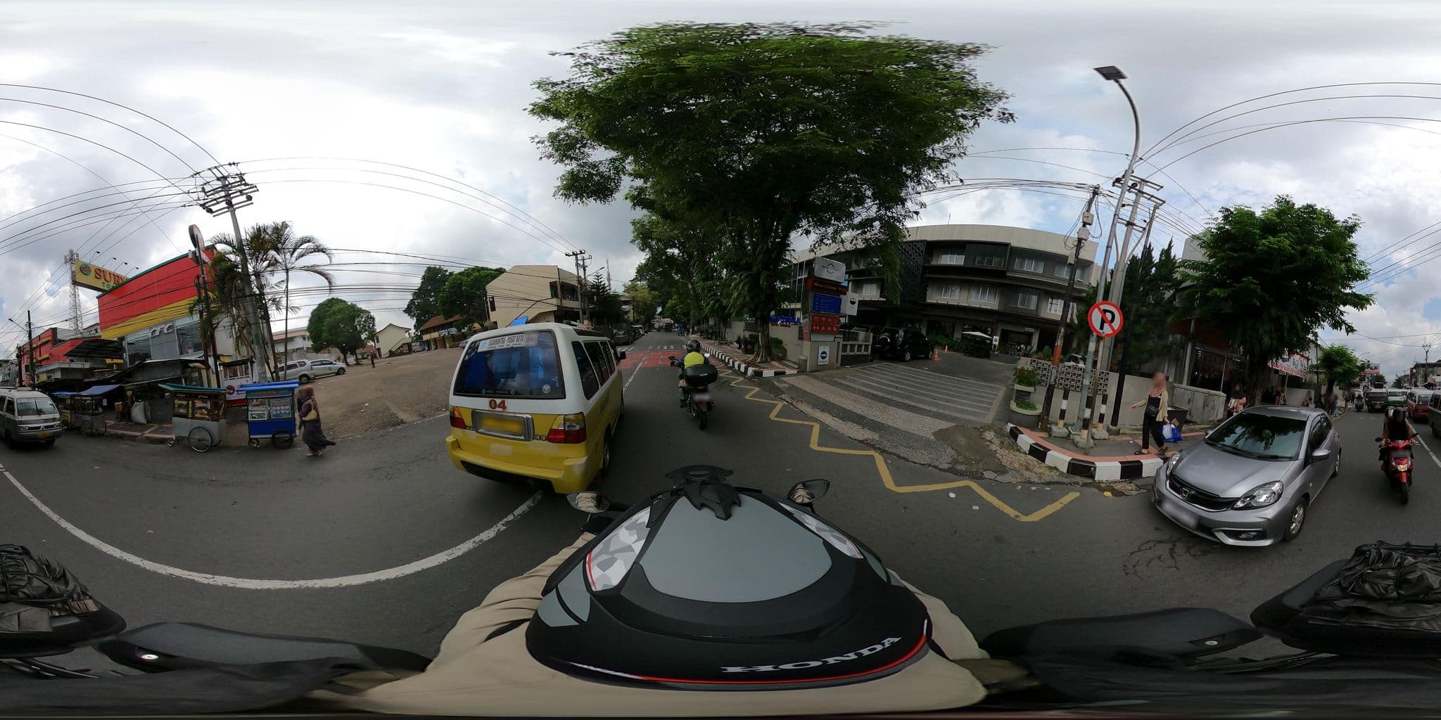 Street view near Grand Cordela AS Putra Kuningan, Kuningan — © Kaart_Local (CC BY-SA · Mapillary)