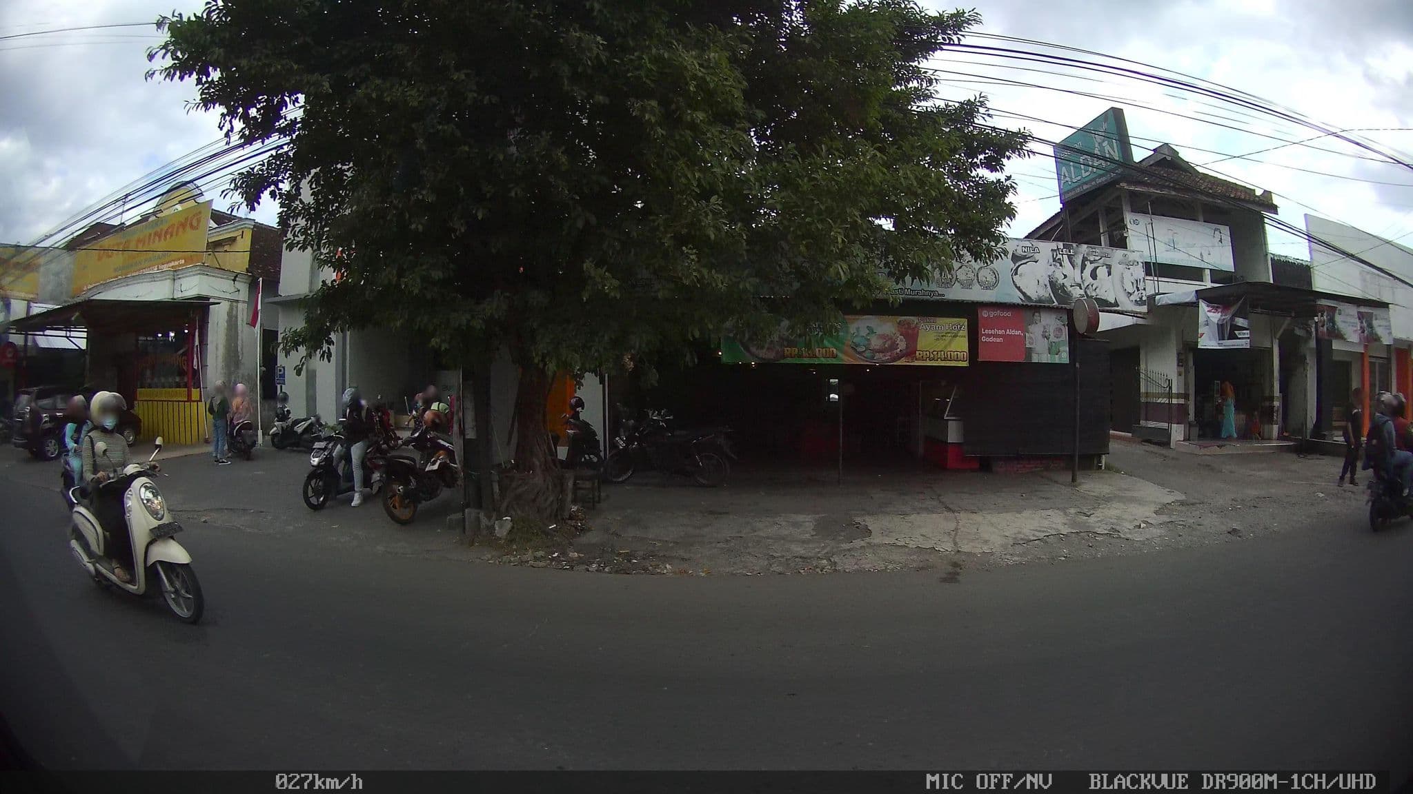 Street view near Kampung baron, Gamping Lor — © kaart_1 (CC BY-SA · Mapillary)