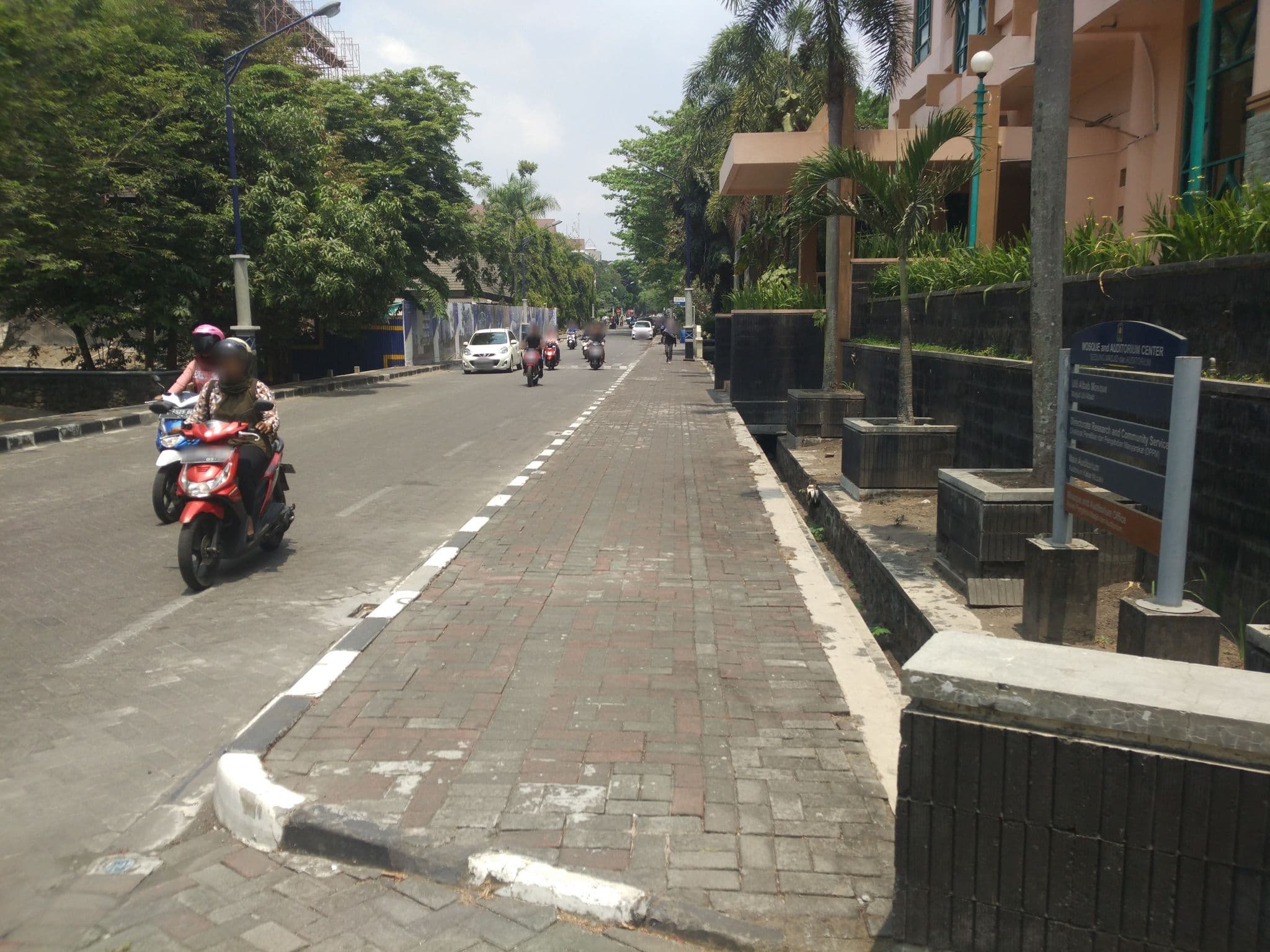 Street view near Wisma Millenium, Sleman — © gitomiko (CC BY-SA · Mapillary)