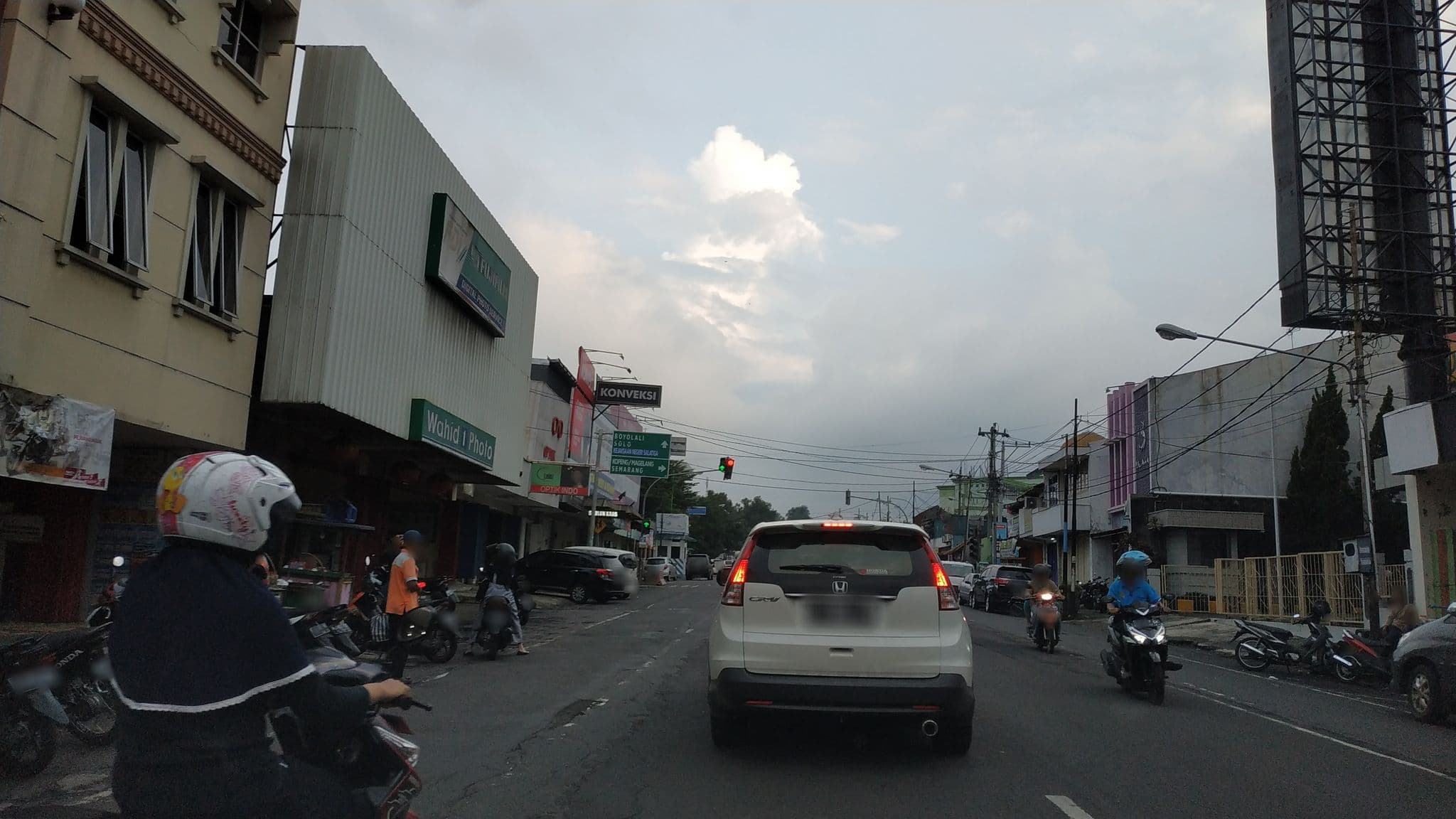 Street view near LeBERINGIN, Salatiga — © fadlilaa (CC BY-SA · Mapillary)
