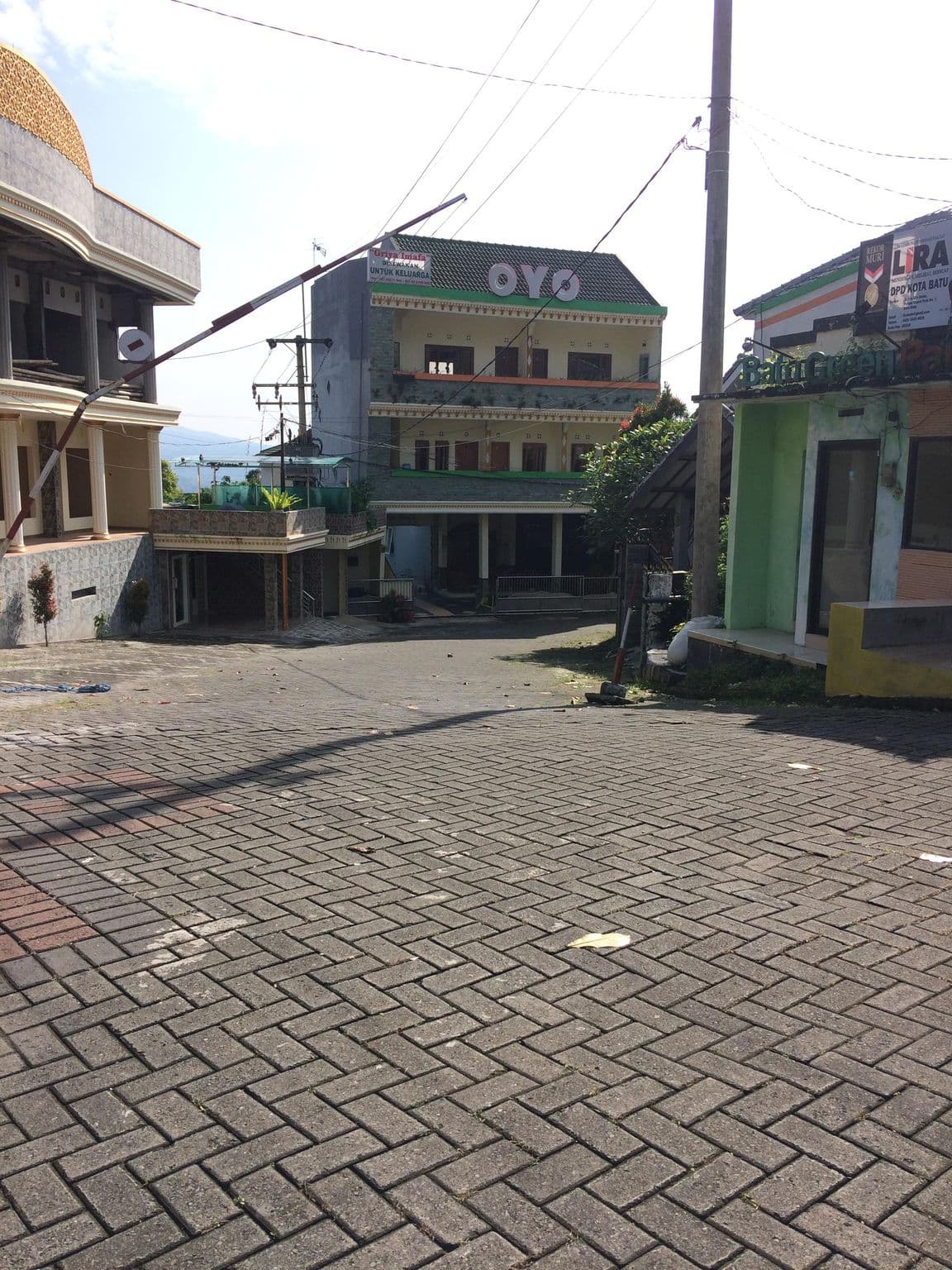 Street view near Omah Anin, Batu Malang, Batu — © maphunter_id (CC BY-SA · Mapillary)