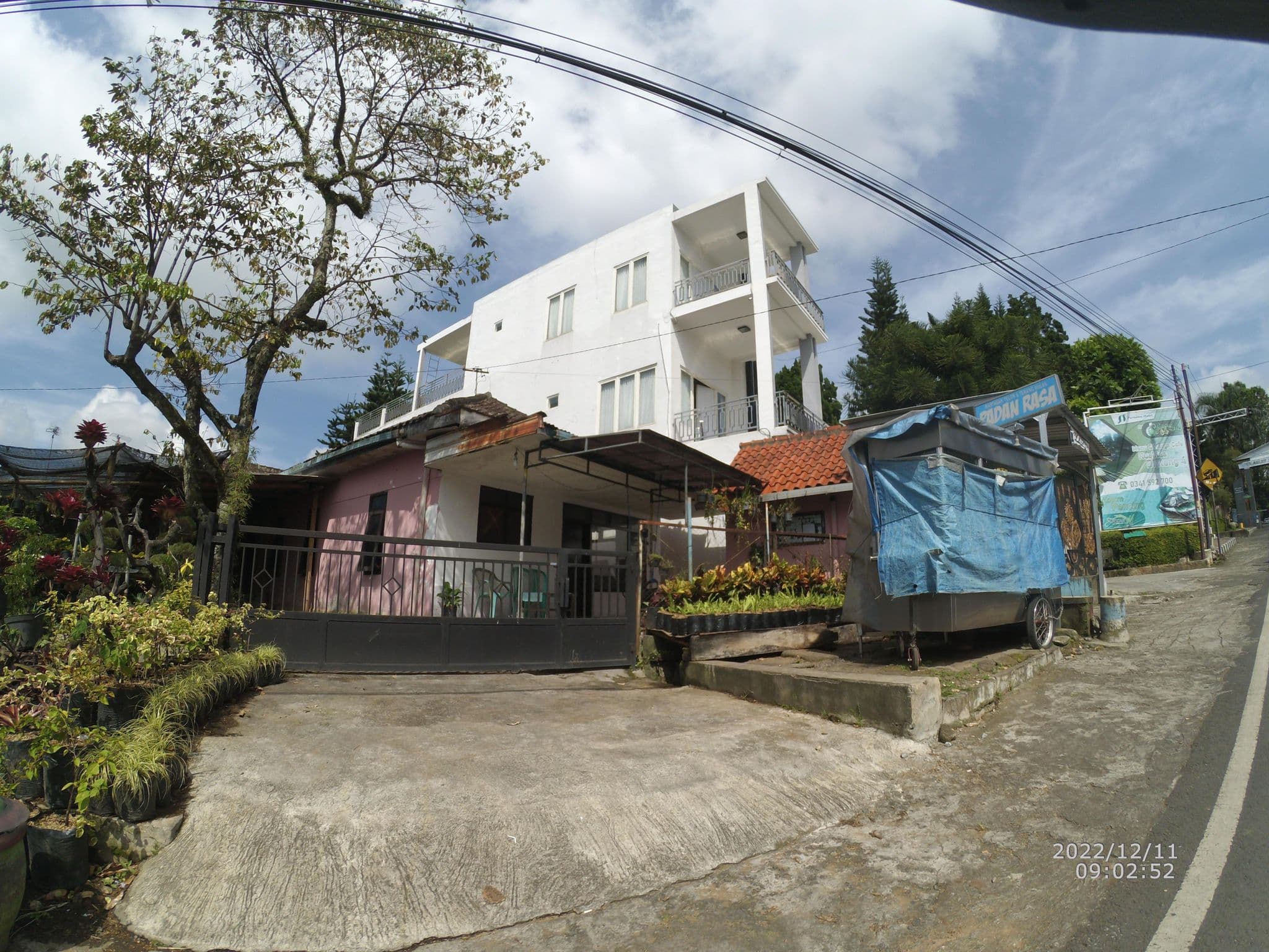 Street view near Villa Murah Batu, Batu — © maphunter_id (CC BY-SA · Mapillary)