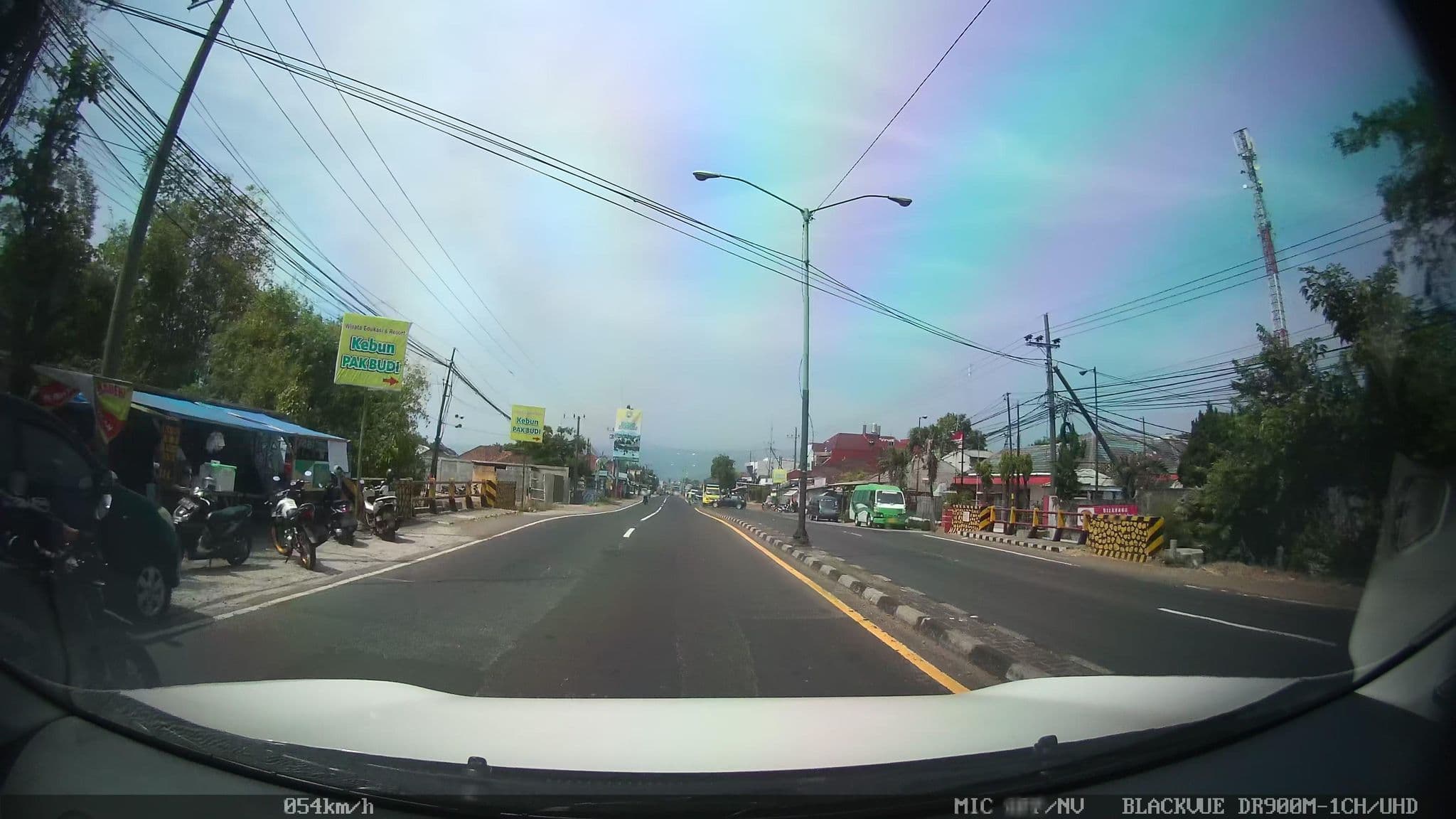 Street view near Bungalow Taman Dayu Golf Club & Resort, Lawang — © kaart_2 (CC BY-SA · Mapillary)