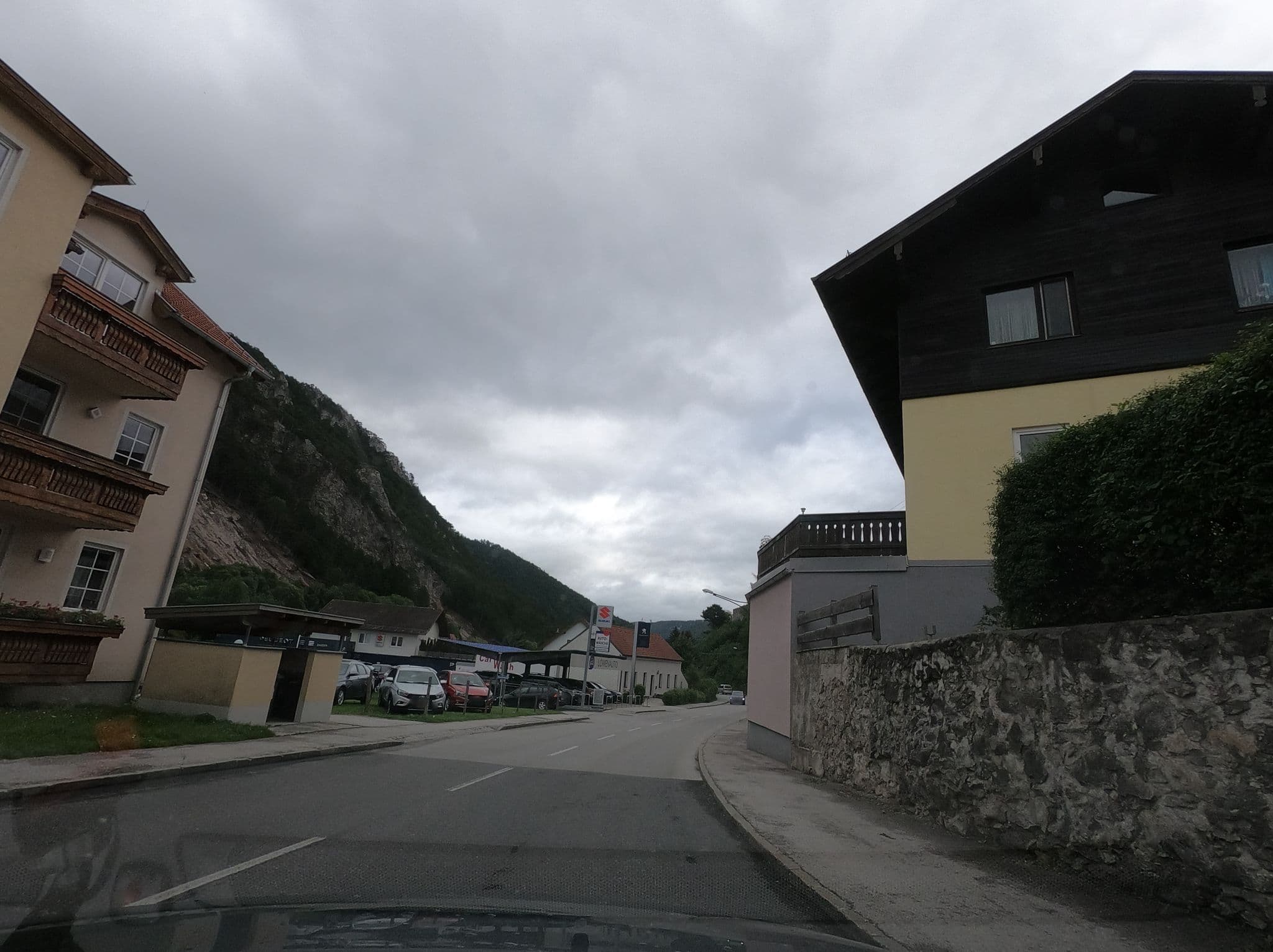 Street view near Altes Bäckerhaus, Puchberg am Schneeberg — © richlv (CC BY-SA · Mapillary)