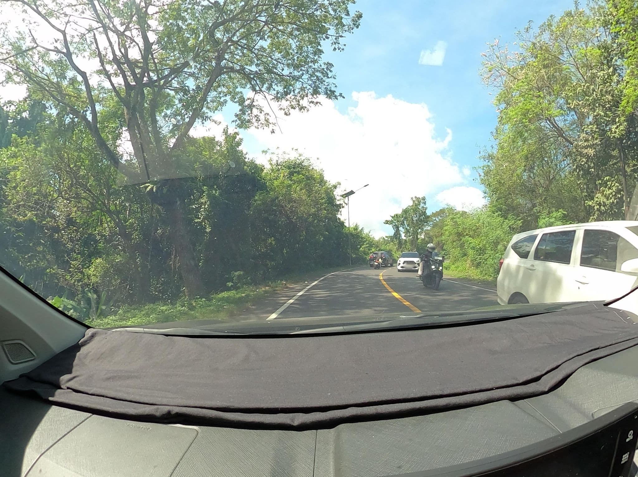 Street view near Hotel Jimbarwana, Sukawati — © Kaart_Local (CC BY-SA · Mapillary)