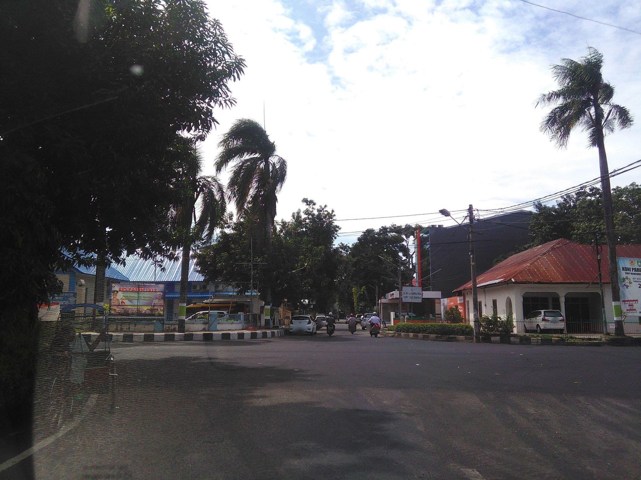 Street view near Wisma Makassar, Parepare — © hanifarafah (CC BY-SA · Mapillary)