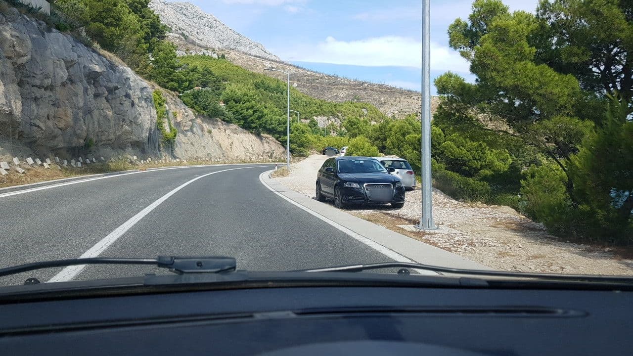 Street view near apartmani Mimica, Pučišća — © mik007 (CC BY-SA · Mapillary)