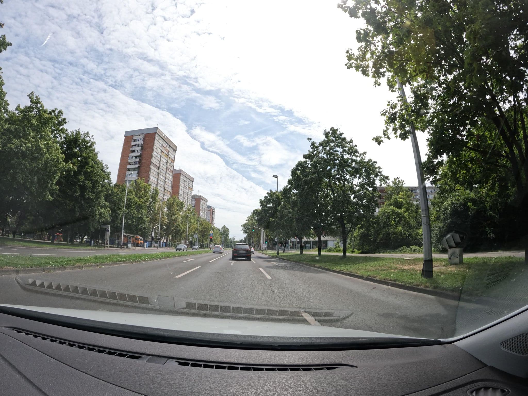 Street view near Centar Lavanda, Novi Zagreb — © erias (CC BY-SA · Mapillary)