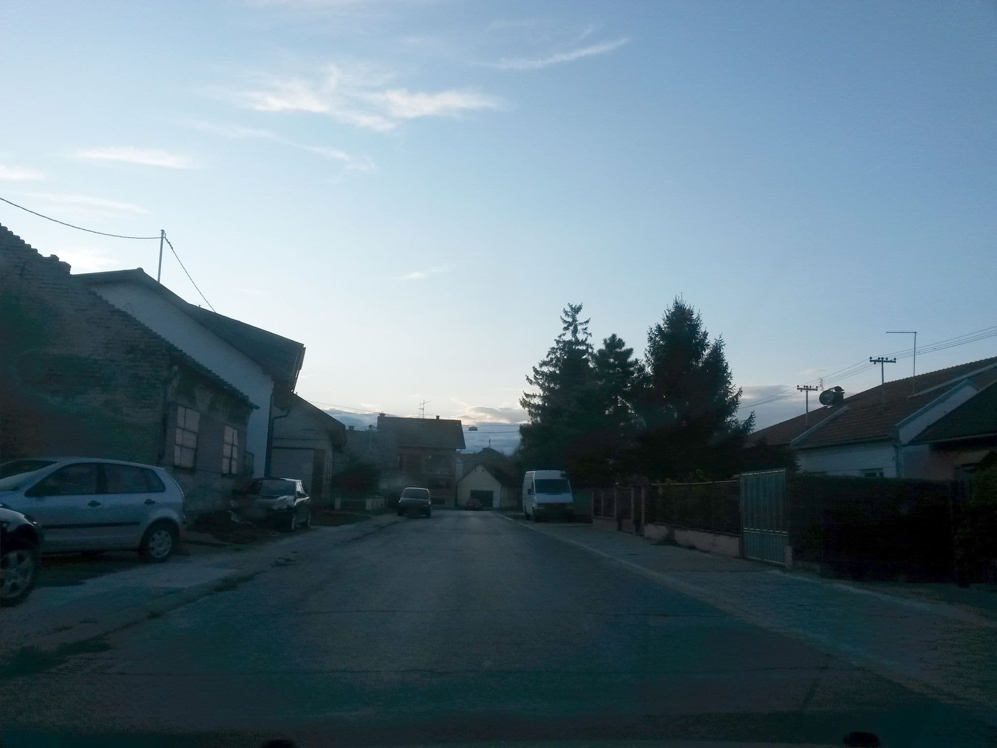 Street view near Apartmani Vrata Baranje, Osijek — © osmapper (CC BY-SA · Mapillary)