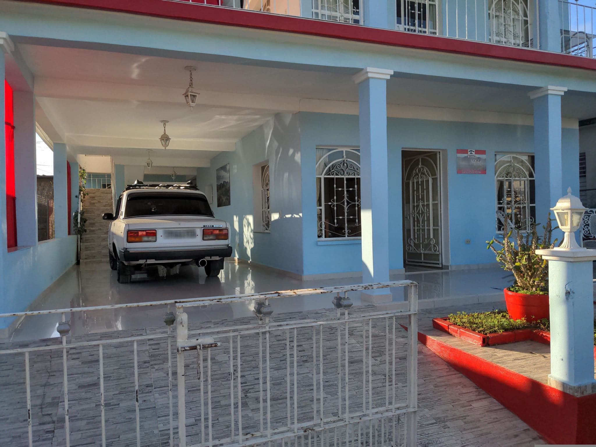 Street view near villa leybis y papito, Viñales