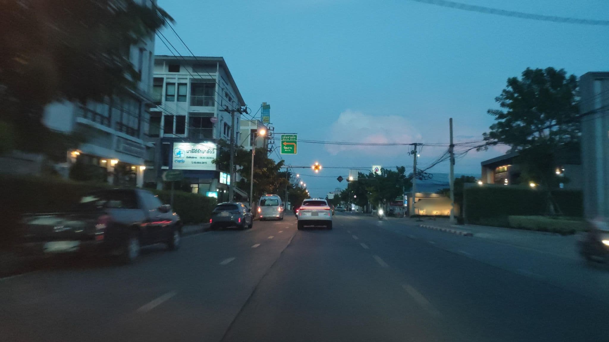 Street view near W Singapore, Sai Mai — © koki2529 (CC BY-SA · Mapillary)