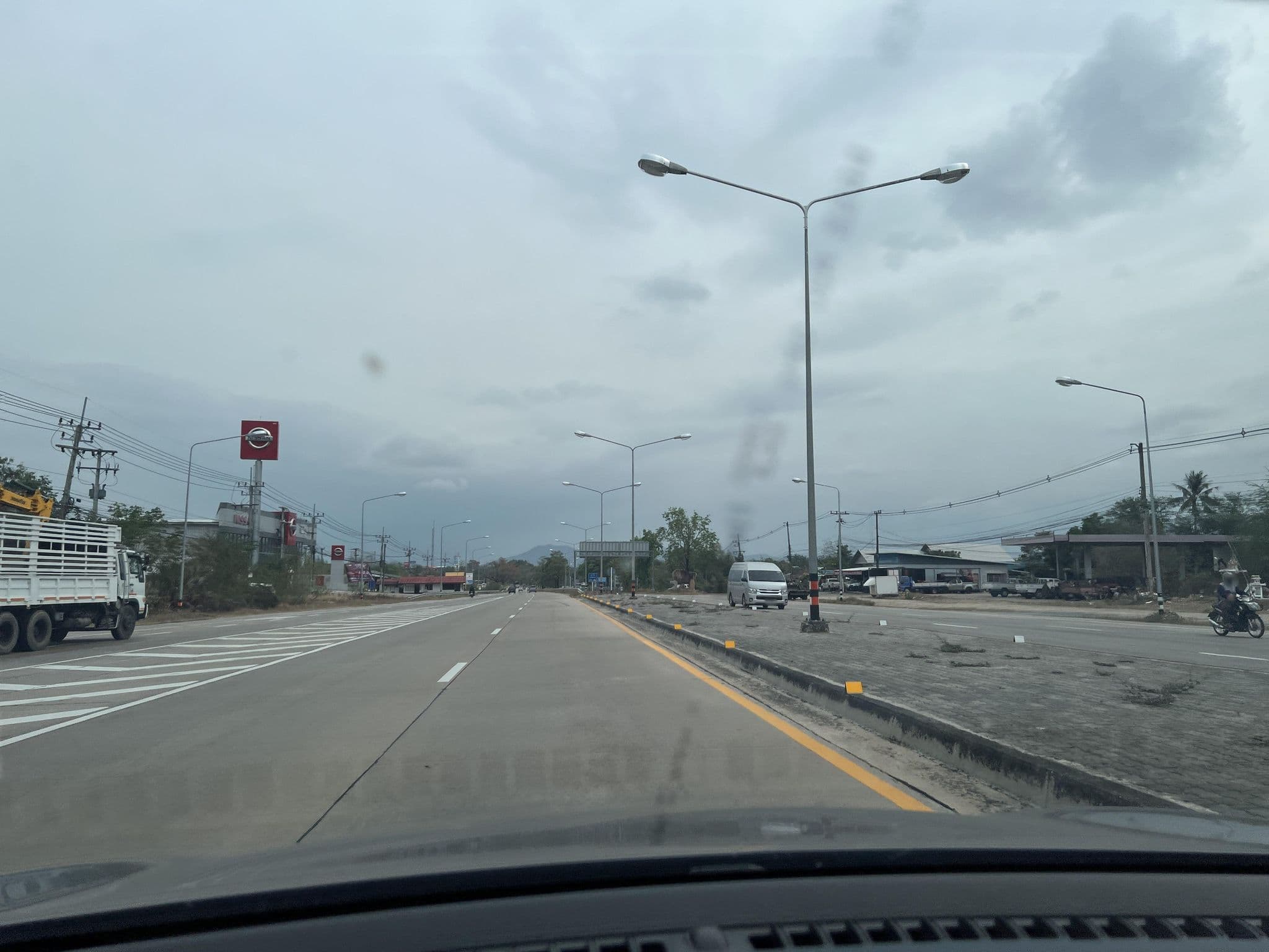 Street view near บ้านสวนรีสอร์ท, Tak — © lin_wang (CC BY-SA · Mapillary)