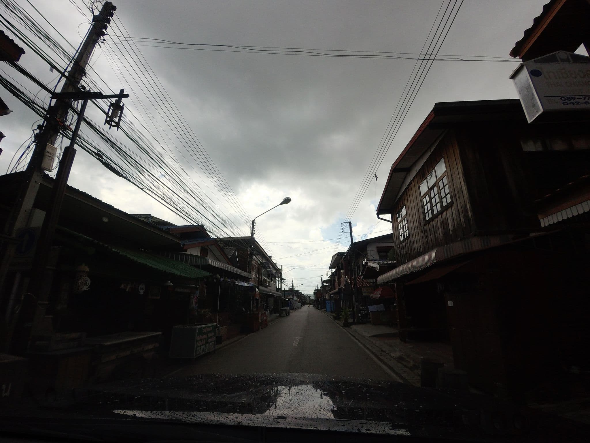 Street view near ไทยเชียงคาน เกสเฮ้าส์, Loei — © mishari (CC BY-SA · Mapillary)