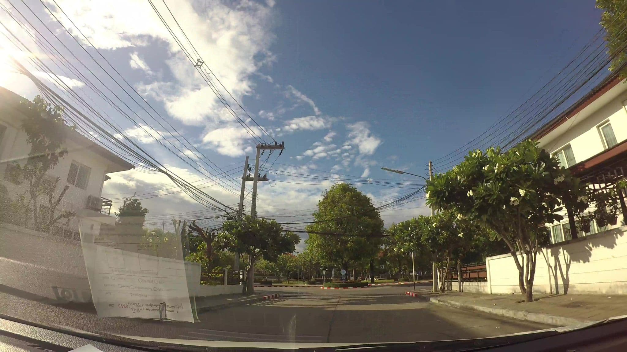 Street view near โรงแรมพักเชียงใหม่, Chiang Mai — © kaart_3 (CC BY-SA · Mapillary)