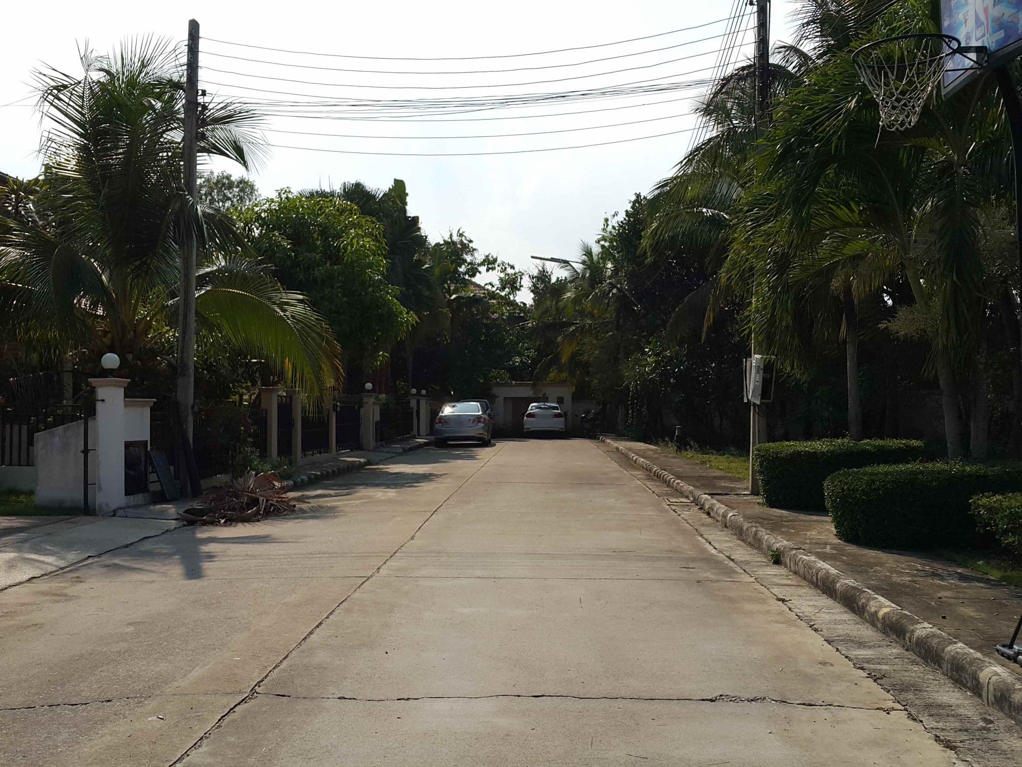 Street view near Tepin Barn Lek, Chiang Mai — © jrcarlsen (CC BY-SA · Mapillary)