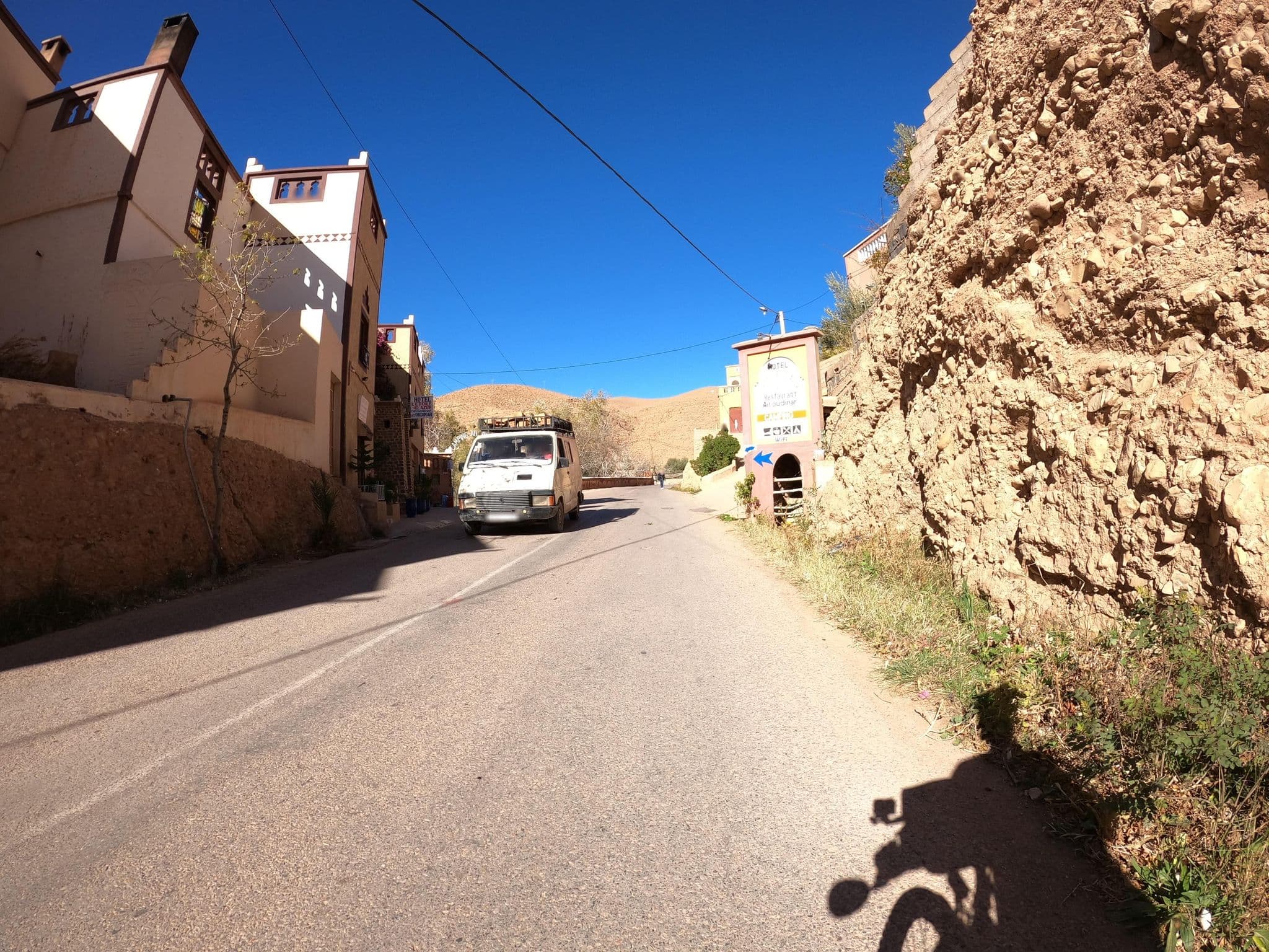 Street view near Riad Dades Paradise, Boumalne Dades — © masterofnoroad (CC BY-SA · Mapillary)