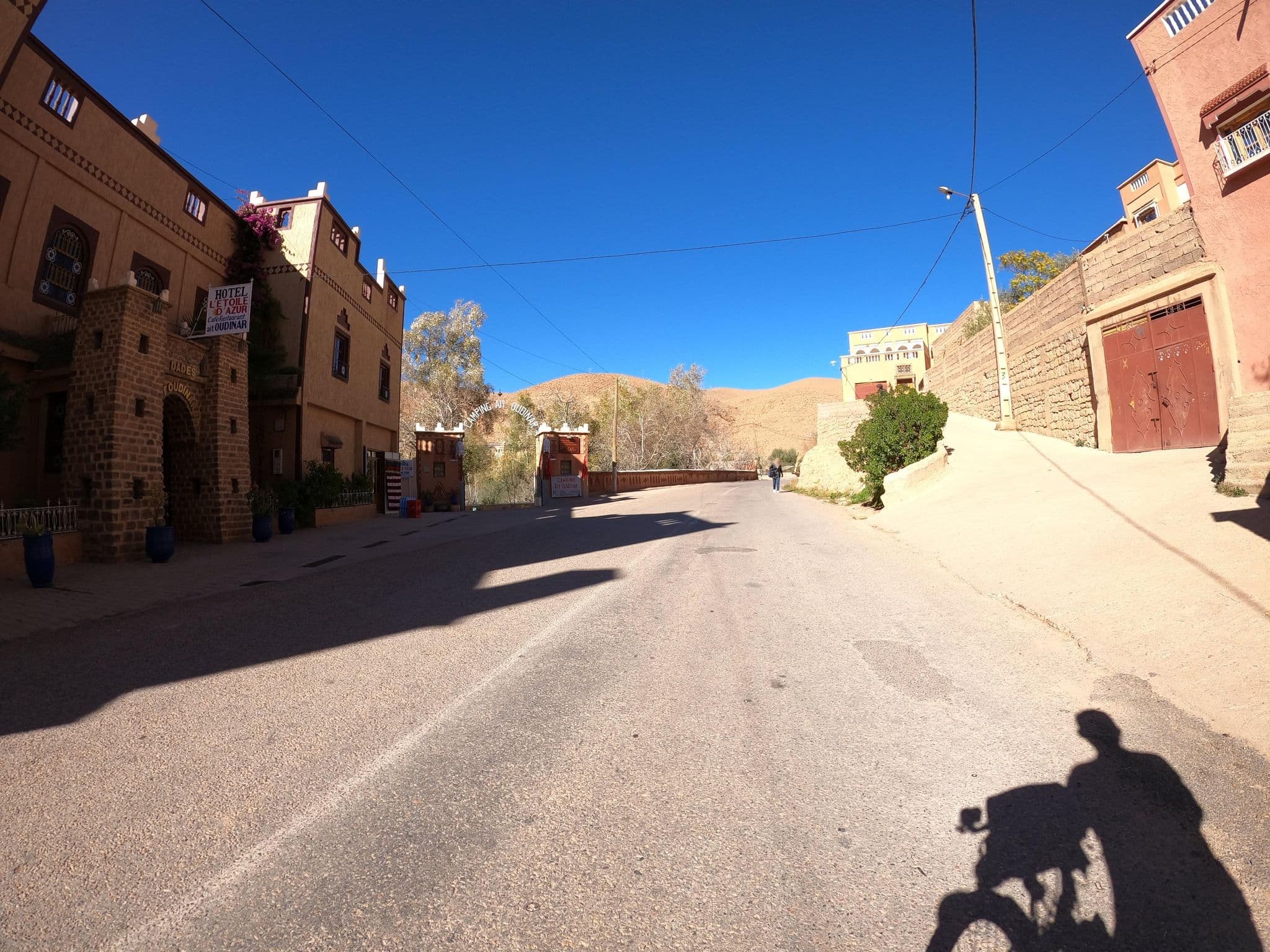 Street view near Ait Ben Hadou, Boumalne Dades — © masterofnoroad (CC BY-SA · Mapillary)