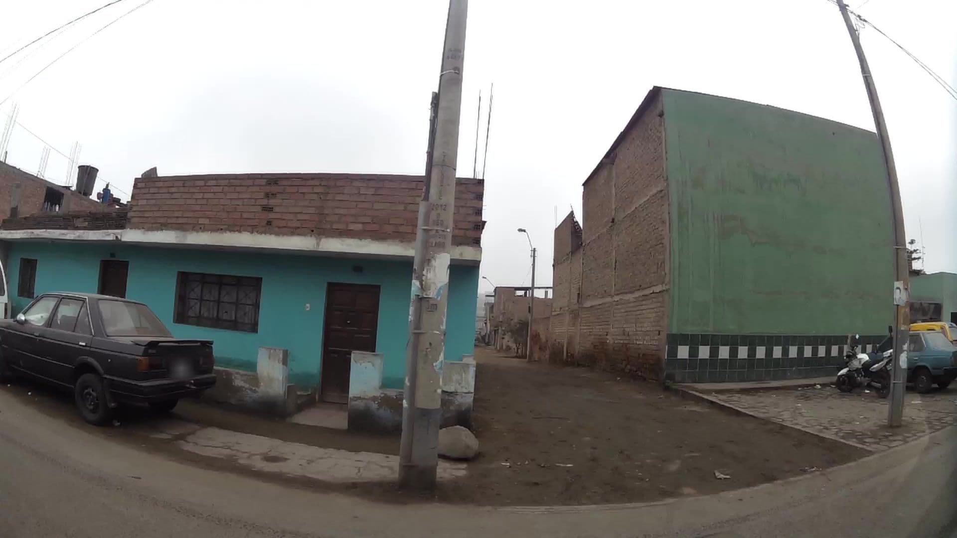 Street view near Hostal Piscis, Villa Poeta José Gálvez Barrenechea — © kaartcam (CC BY-SA · Mapillary)