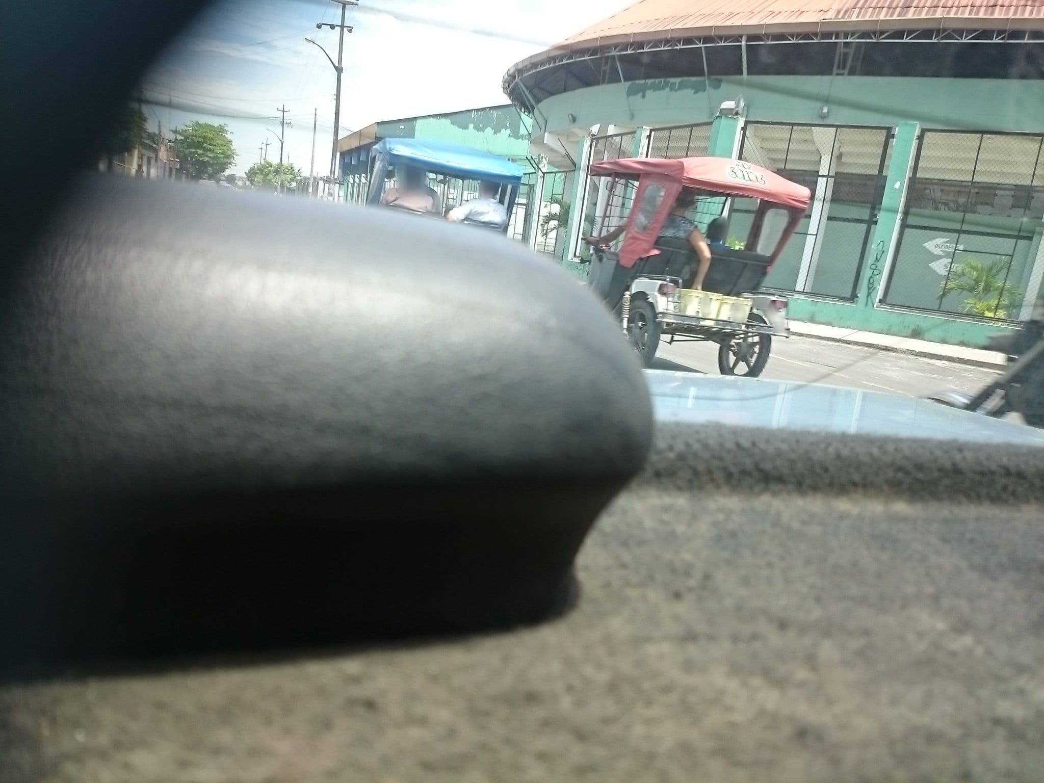 Street view near Hospedaje Jicely, Iquitos — © sguinetti (CC BY-SA · Mapillary)
