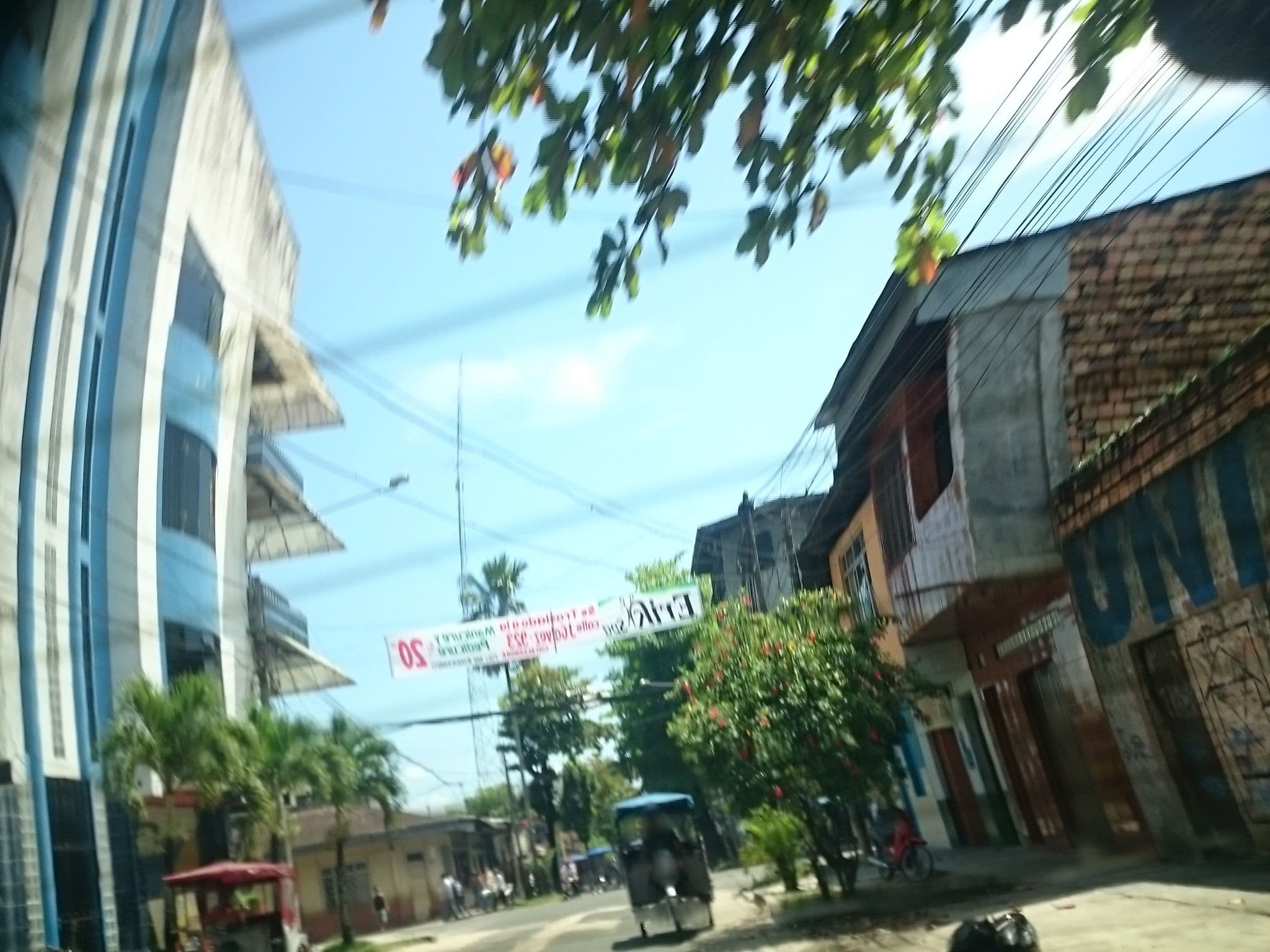 Street view near Hostal Jhuliana, Iquitos — © sguinetti (CC BY-SA · Mapillary)