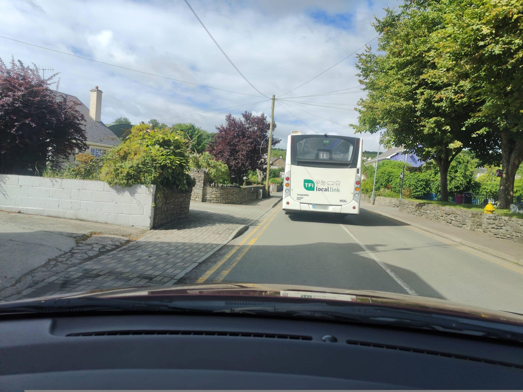 Street view near Carlton Kinsale, Kinsale — © gogorm (CC BY-SA · Mapillary)