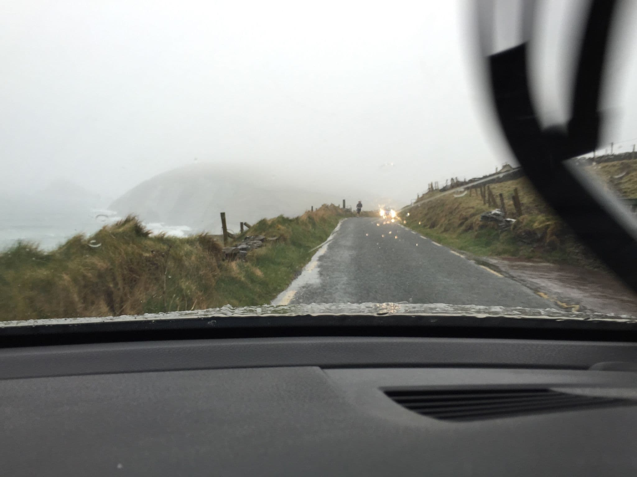Street view near Tiaracht B&B, Dingle — © mackerski (CC BY-SA · Mapillary)